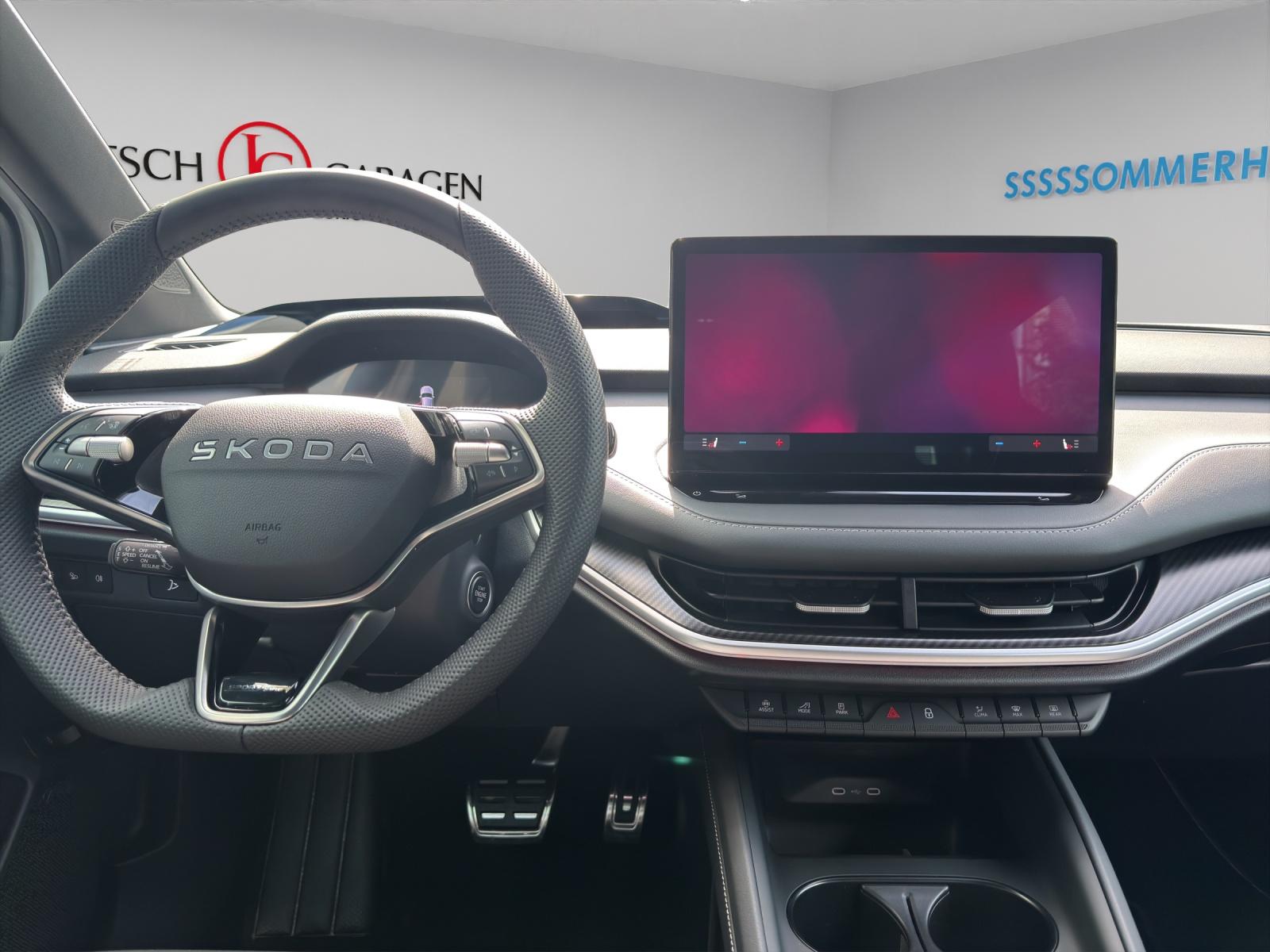 SKODA Enyaq 85x SportLine-image-9
