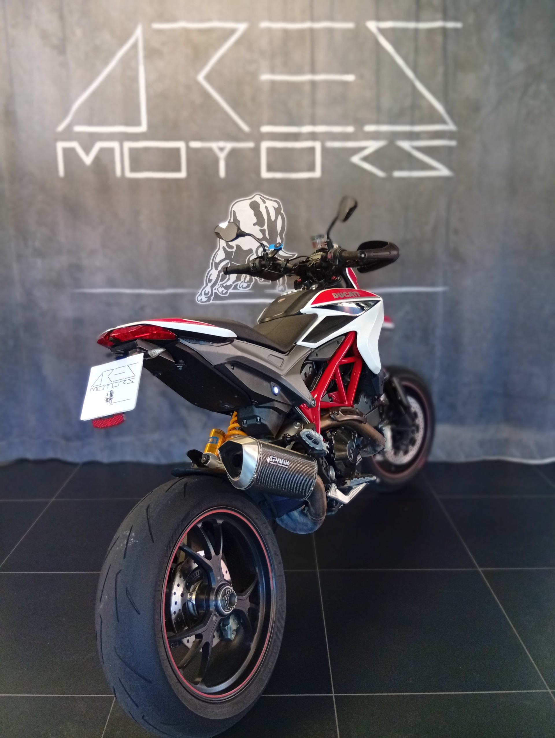 DUCATI Hypermotard 821 SP-image-4