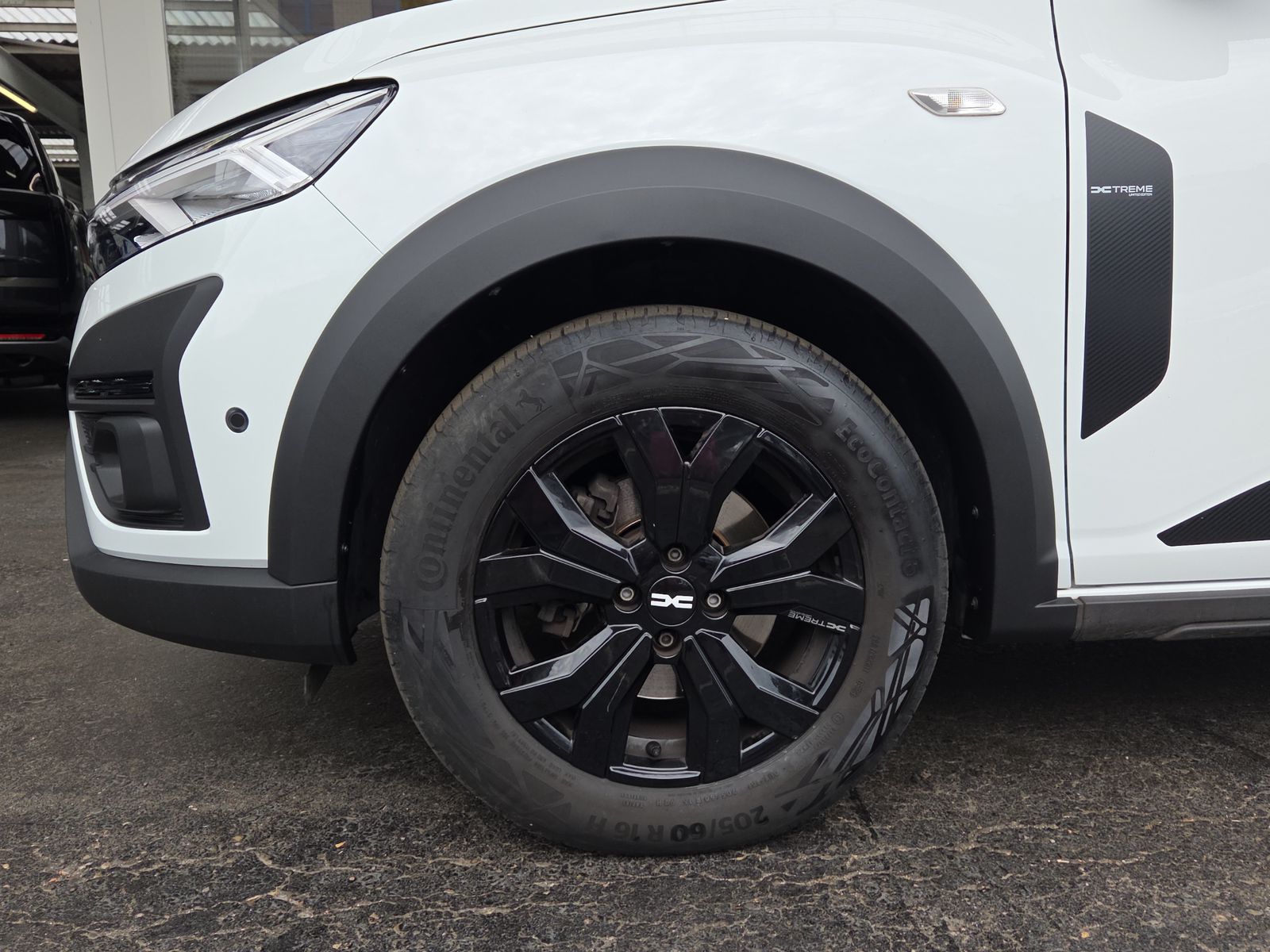 DACIA Jogger TCe 110 Extreme-image-4