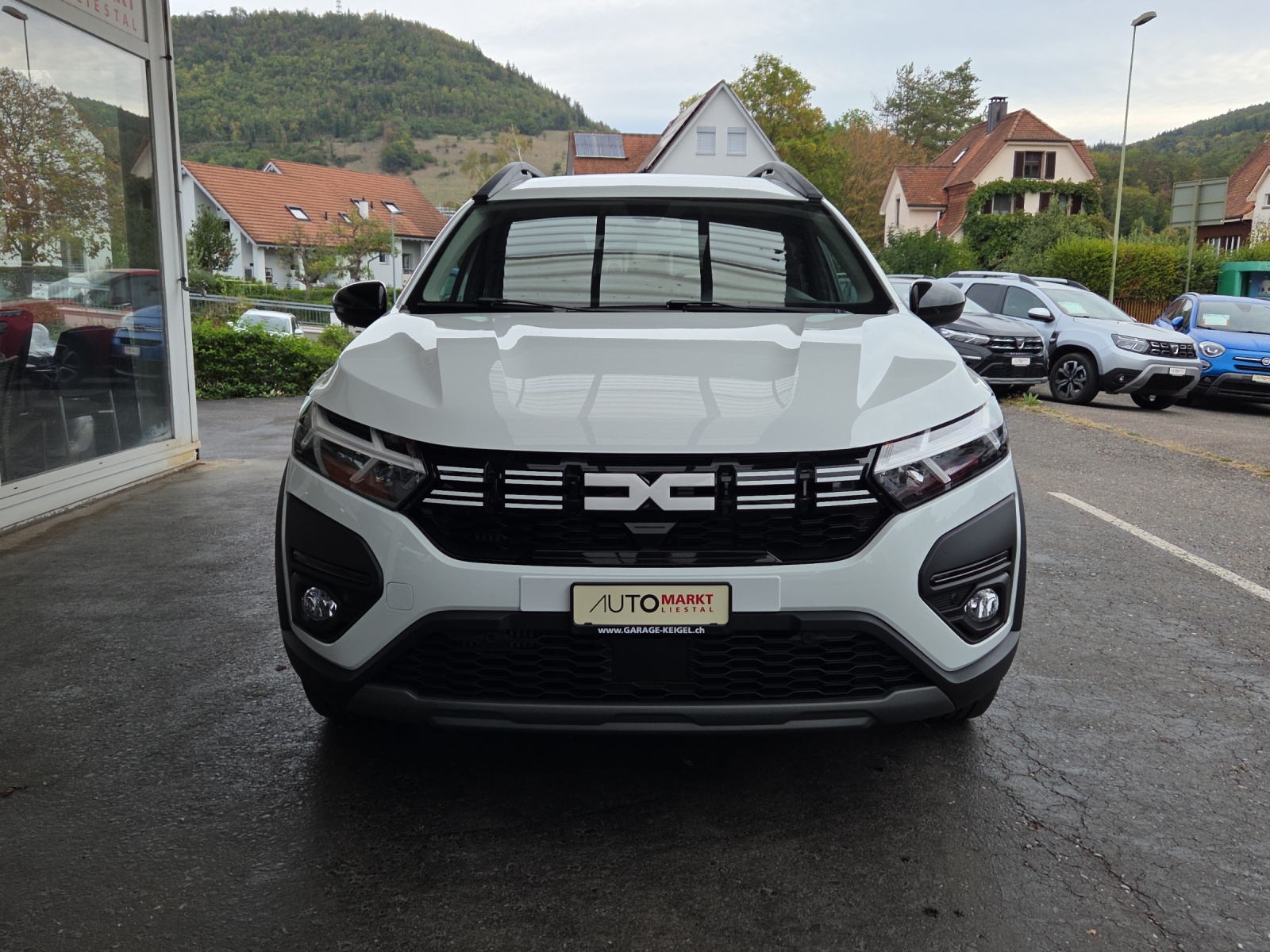 DACIA Jogger TCe 110 Extreme-showroom-element-3