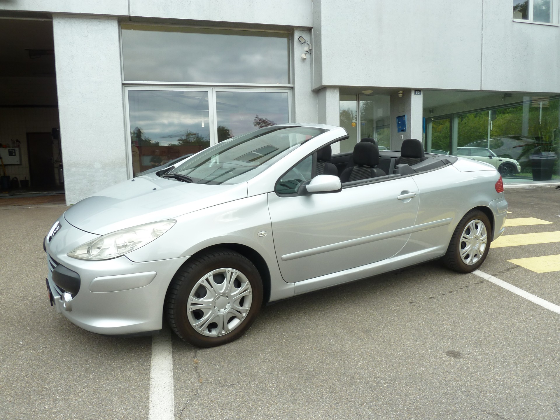 PEUGEOT 308 CC 2.0 HDI Allure