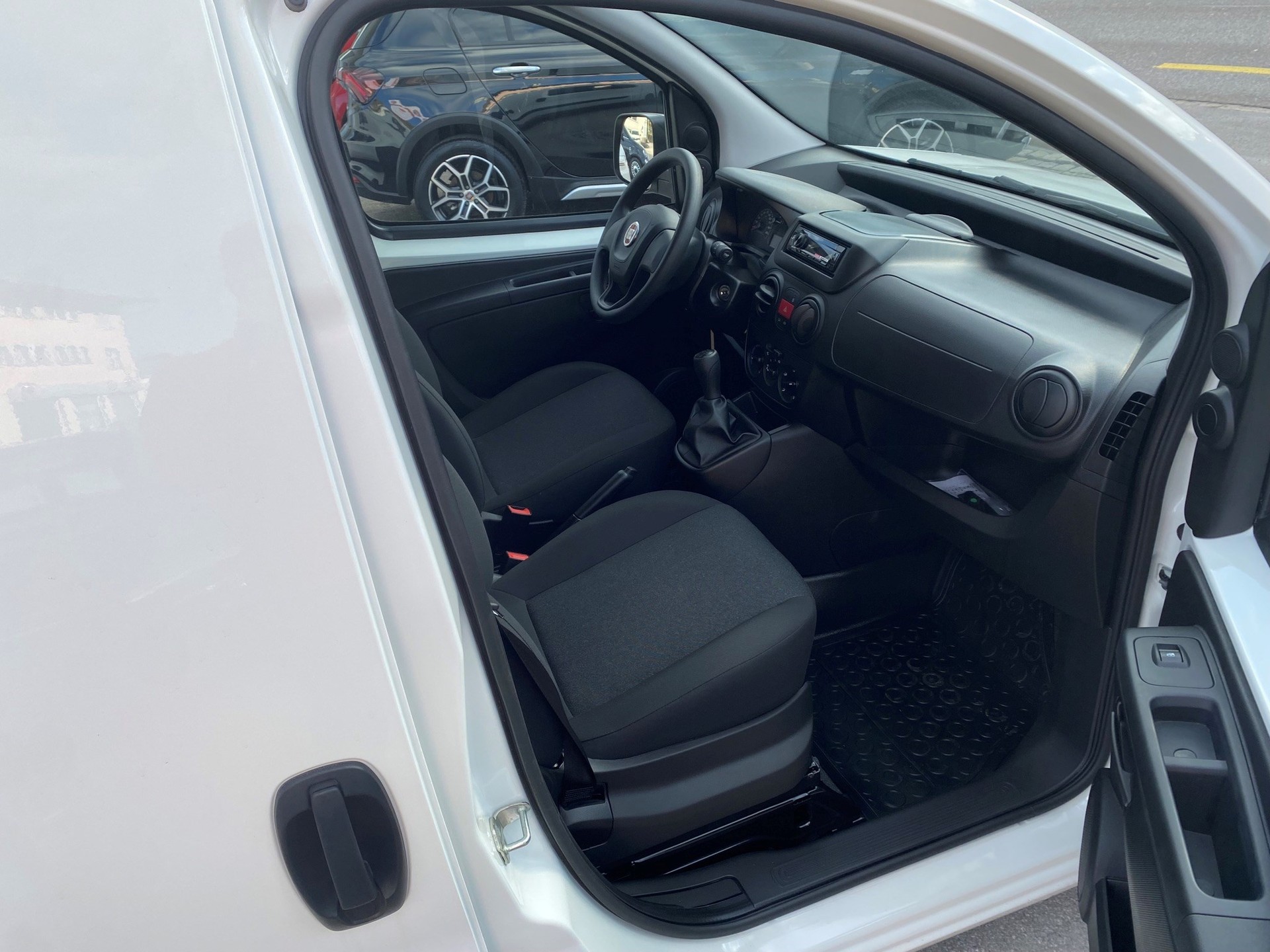 FIAT Fiorino 1.3 MJ Easy Pro-image-5
