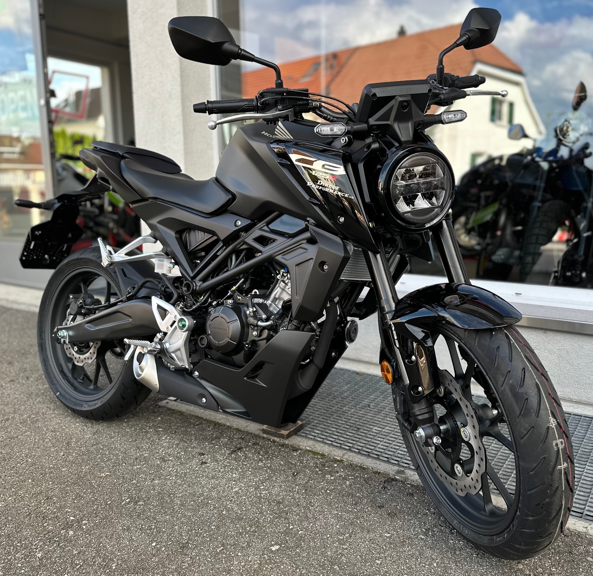 HONDA CB 125 R-image-9