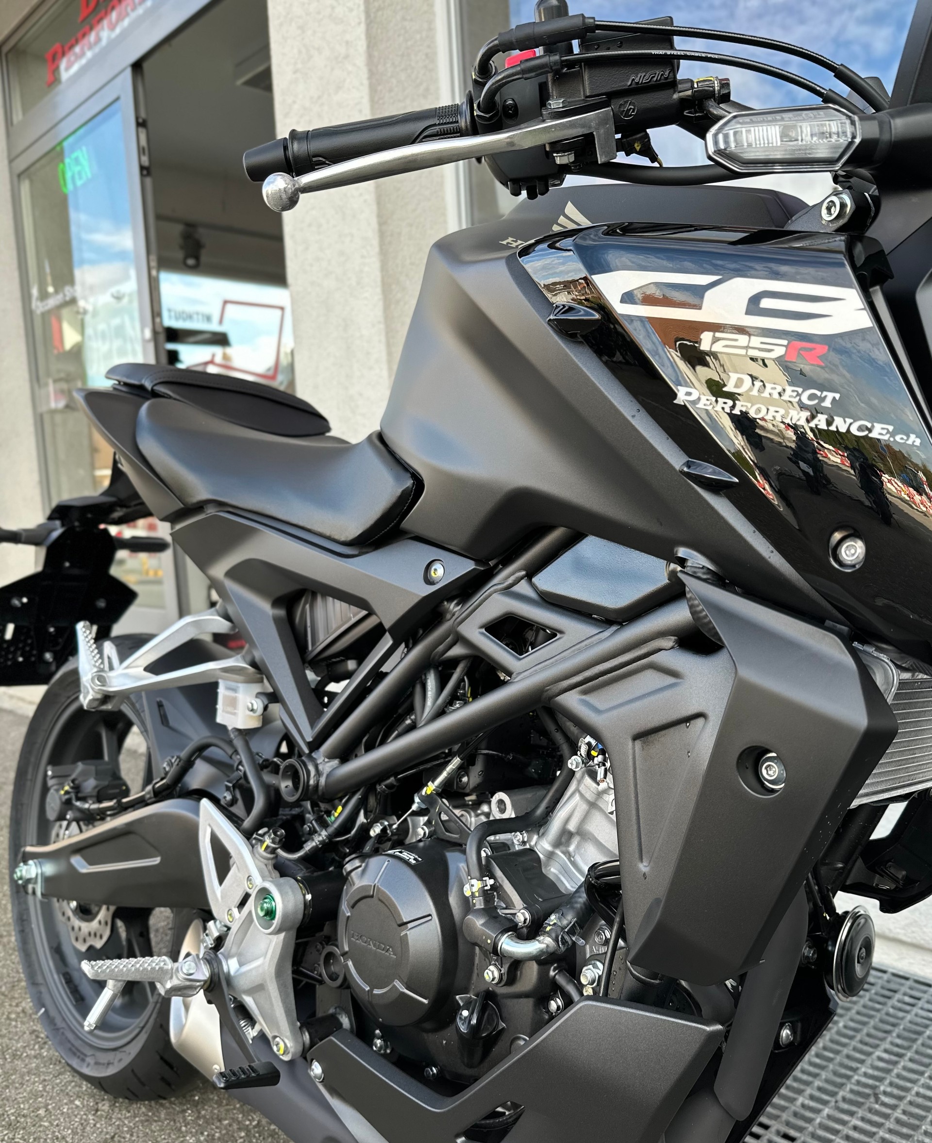 HONDA CB 125 R-image-5