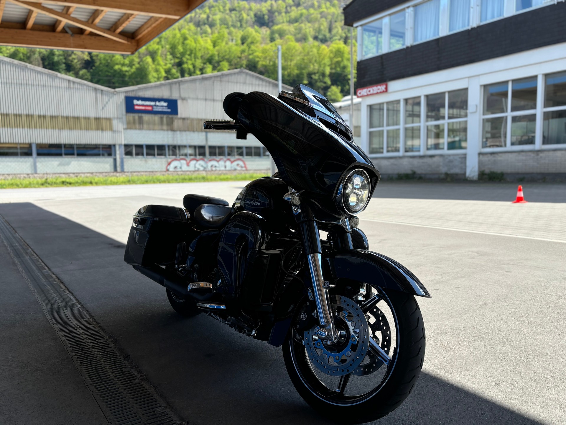 HARLEY-DAVIDSON FLHXSE Street Glide ABS CVO 114-image-4