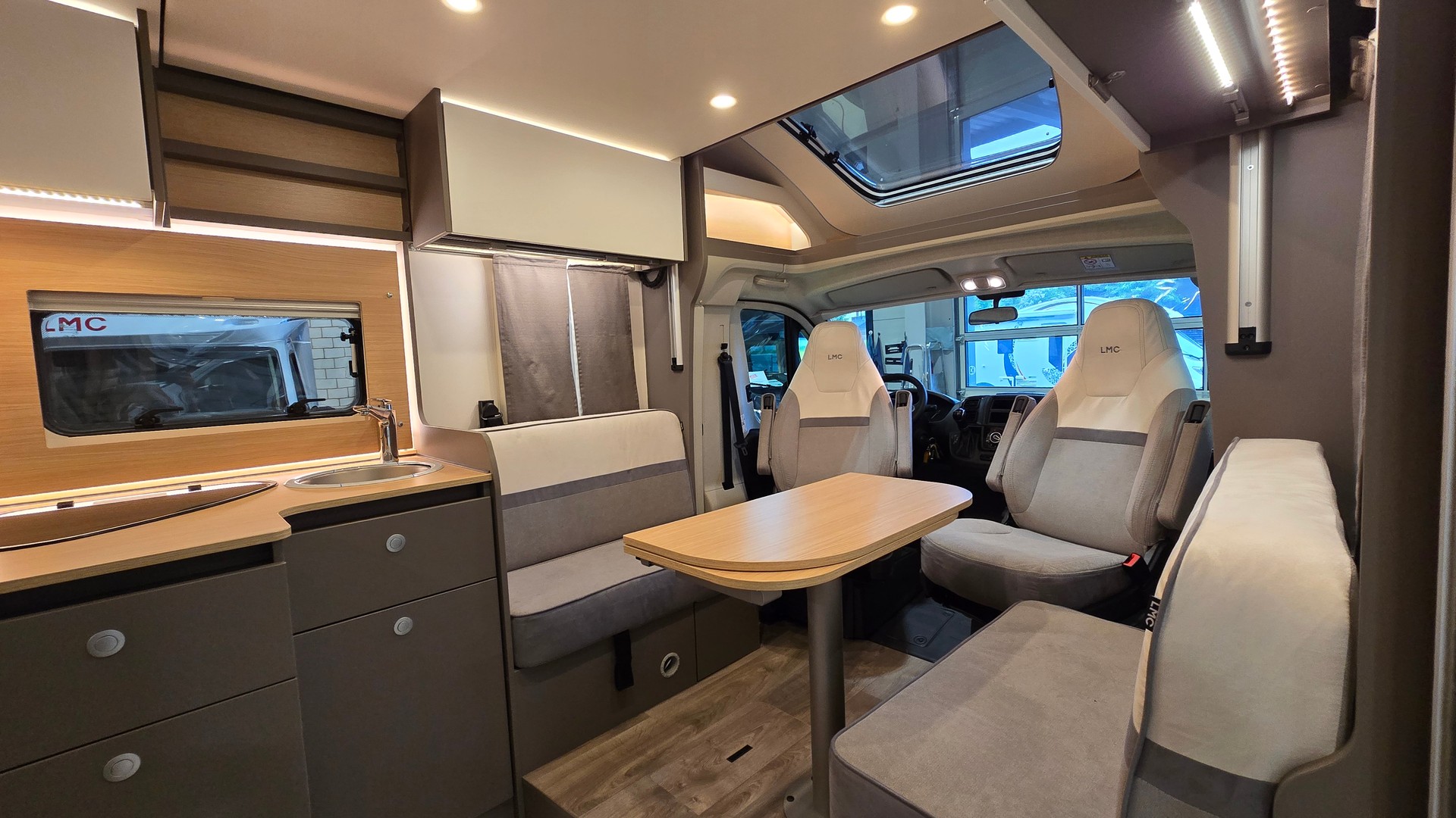 LMC Tourer Lift H 720, Fiat Ducato 2.2MJT 140PS-image-8