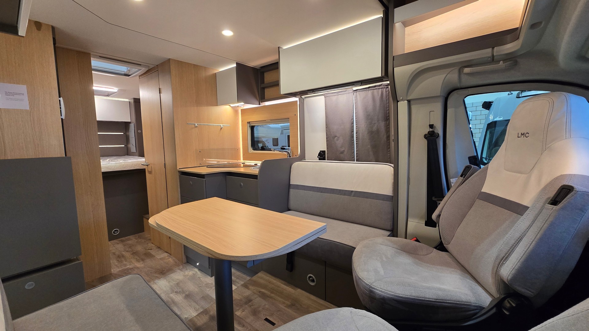 LMC Tourer Lift H 720, Fiat Ducato 2.2MJT 140PS-image-7