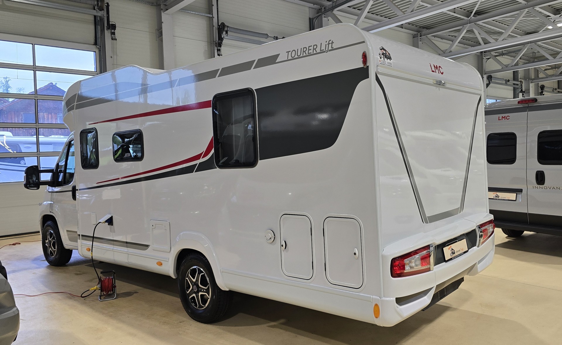 LMC Tourer Lift H 720, Fiat Ducato 2.2MJT 140PS-image-3