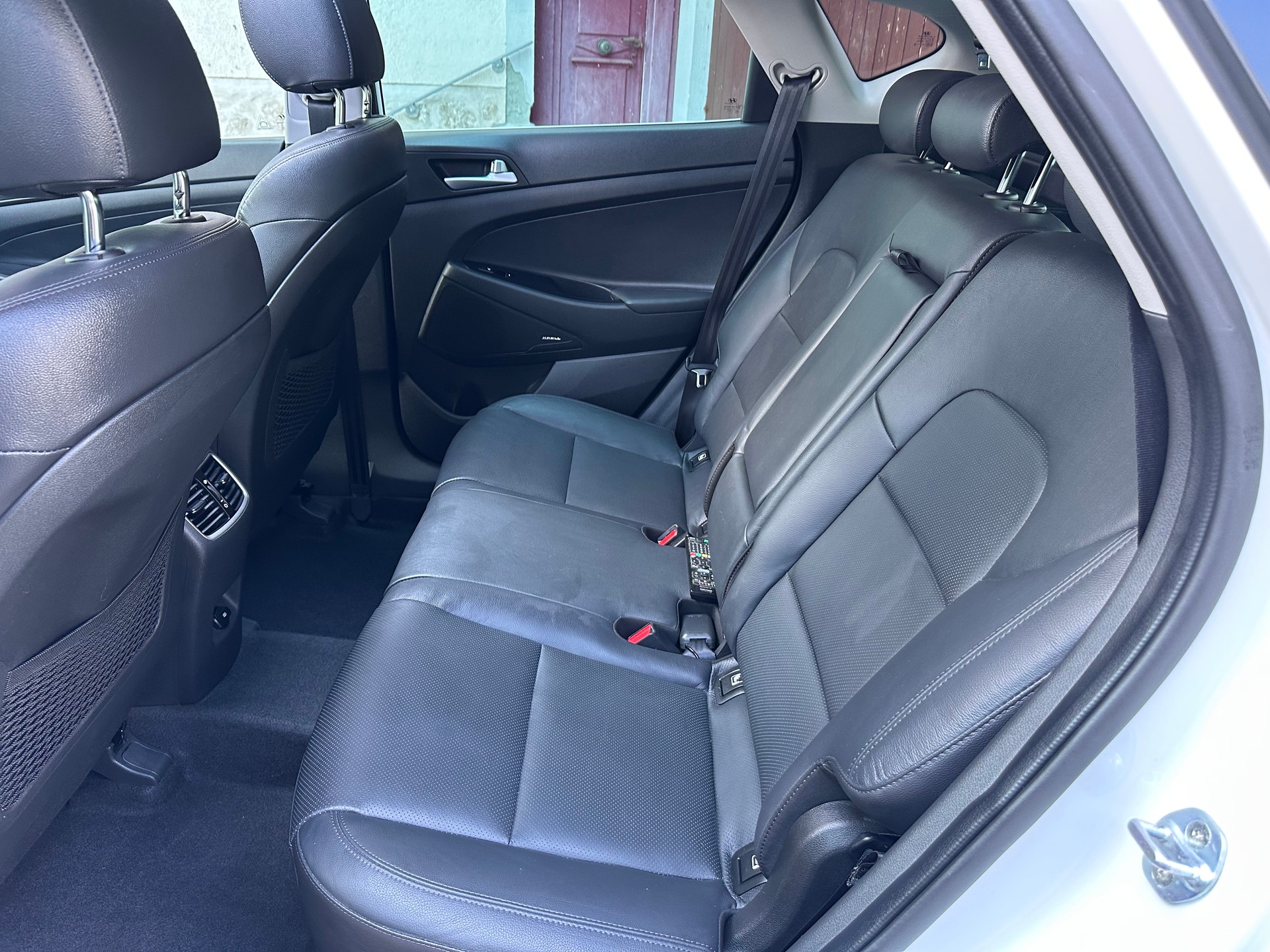 HYUNDAI Tucson 2.0 CRDI Vertex Mild Hybrid 4WD Automatic-image-6