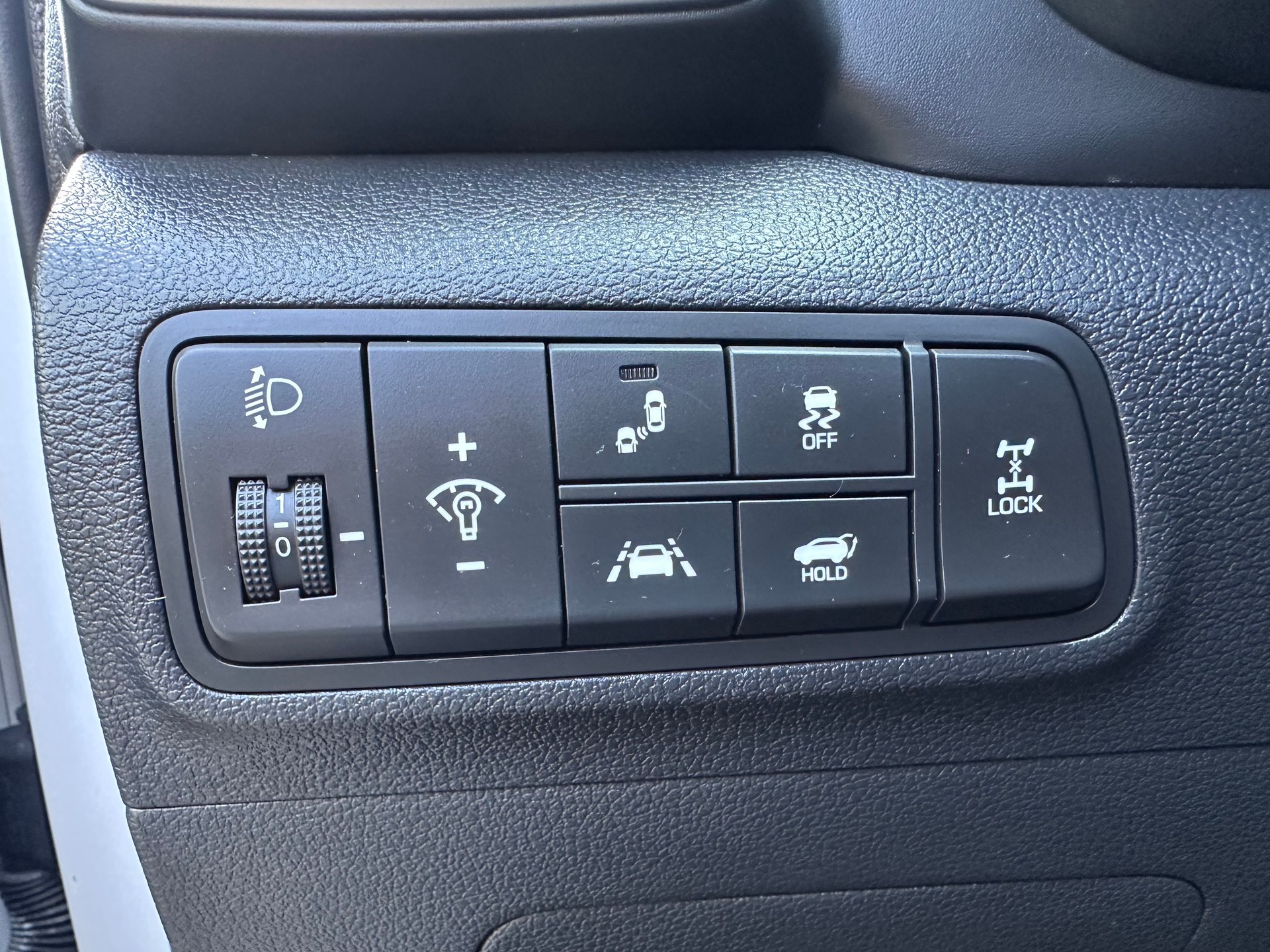 HYUNDAI Tucson 2.0 CRDI Vertex Mild Hybrid 4WD Automatic-image-14