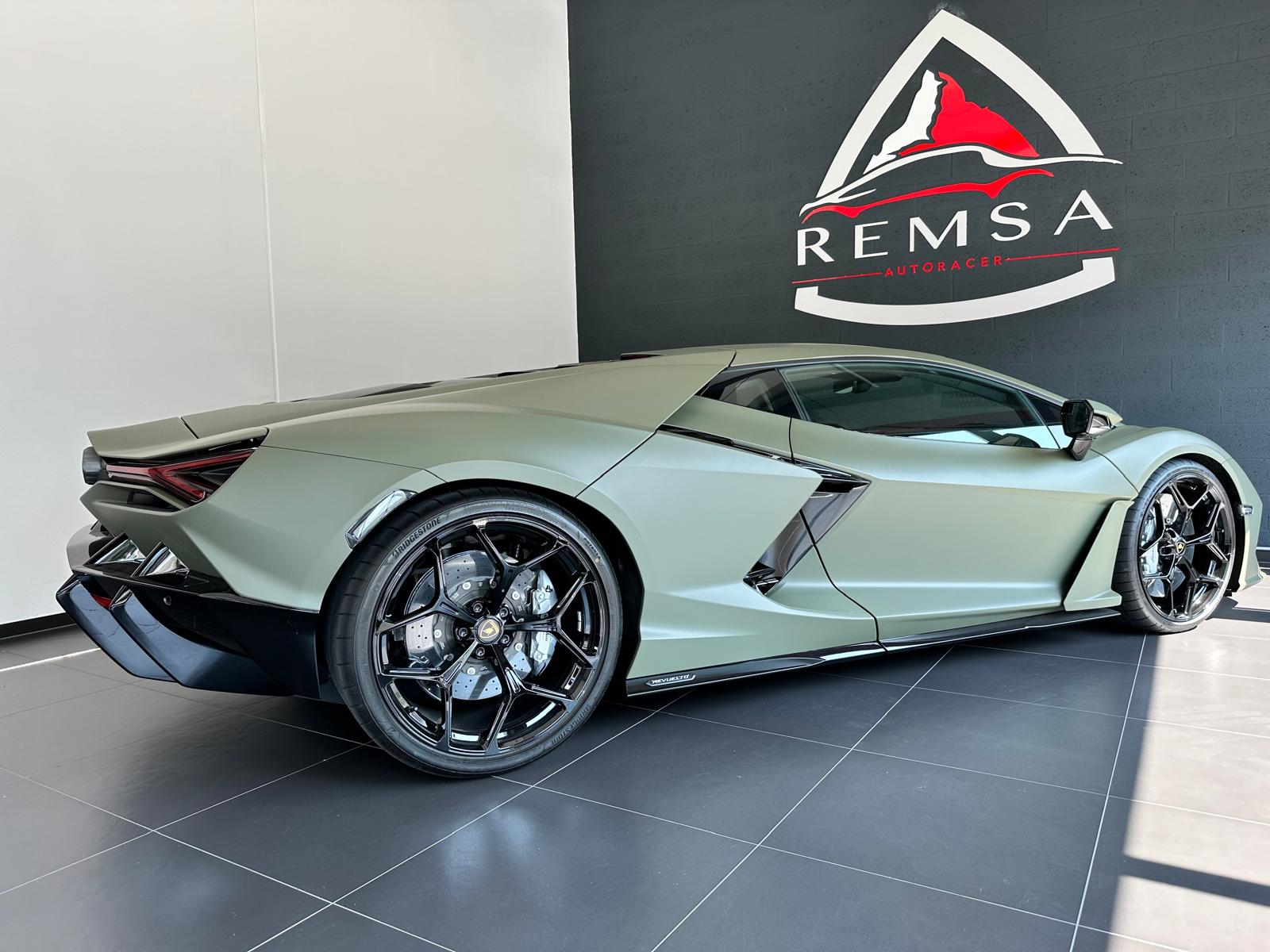 LAMBORGHINI REVUELTO-image-7