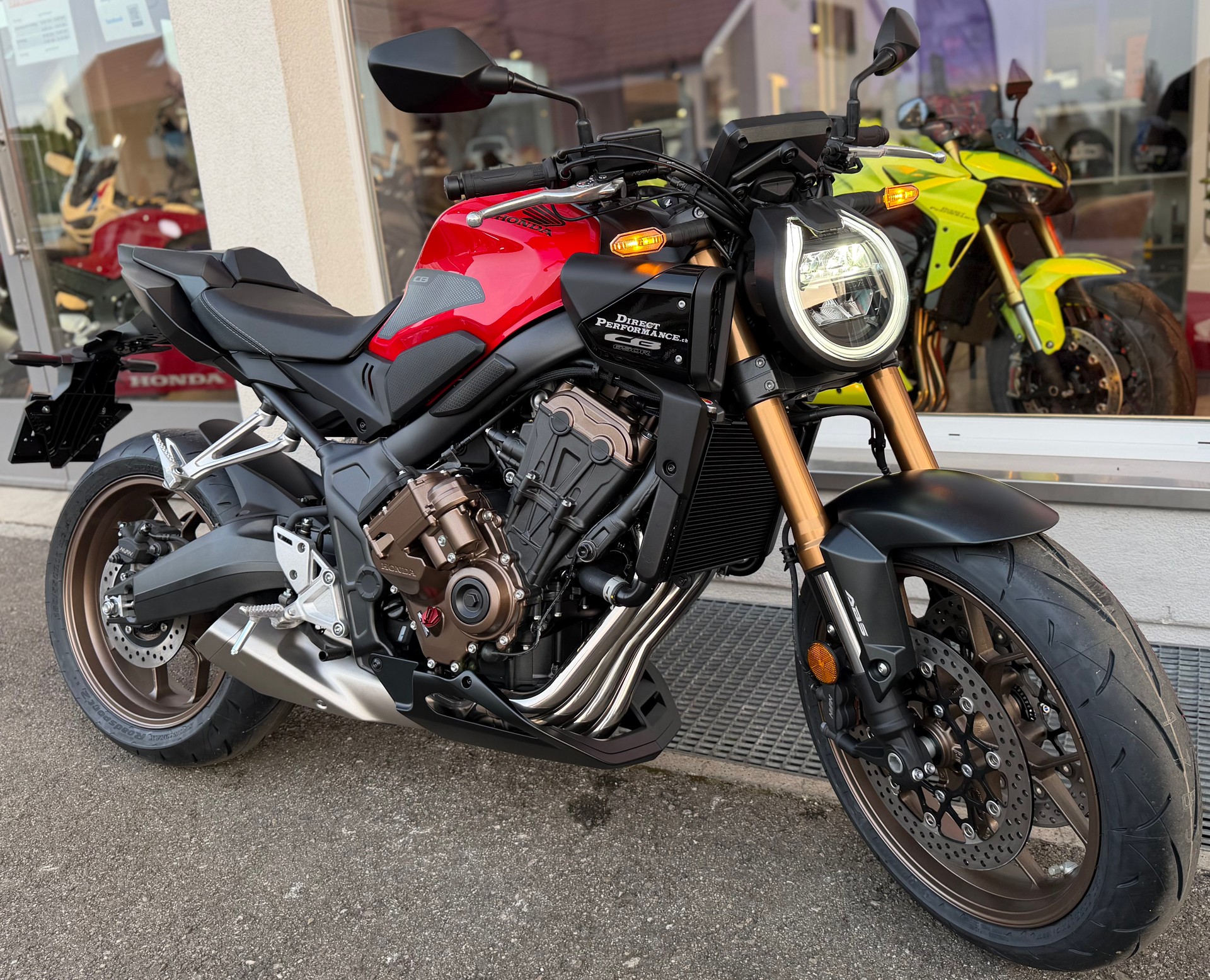 HONDA CB 650 R E-Clutch - 2026-image-9
