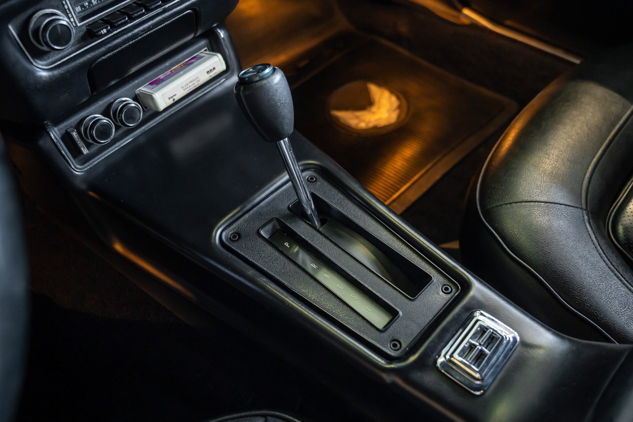 PONTIAC FIREBIRD Formula 455 Ram Air-image-25