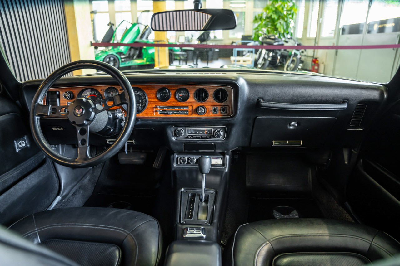 PONTIAC FIREBIRD Formula 455 Ram Air-image-14