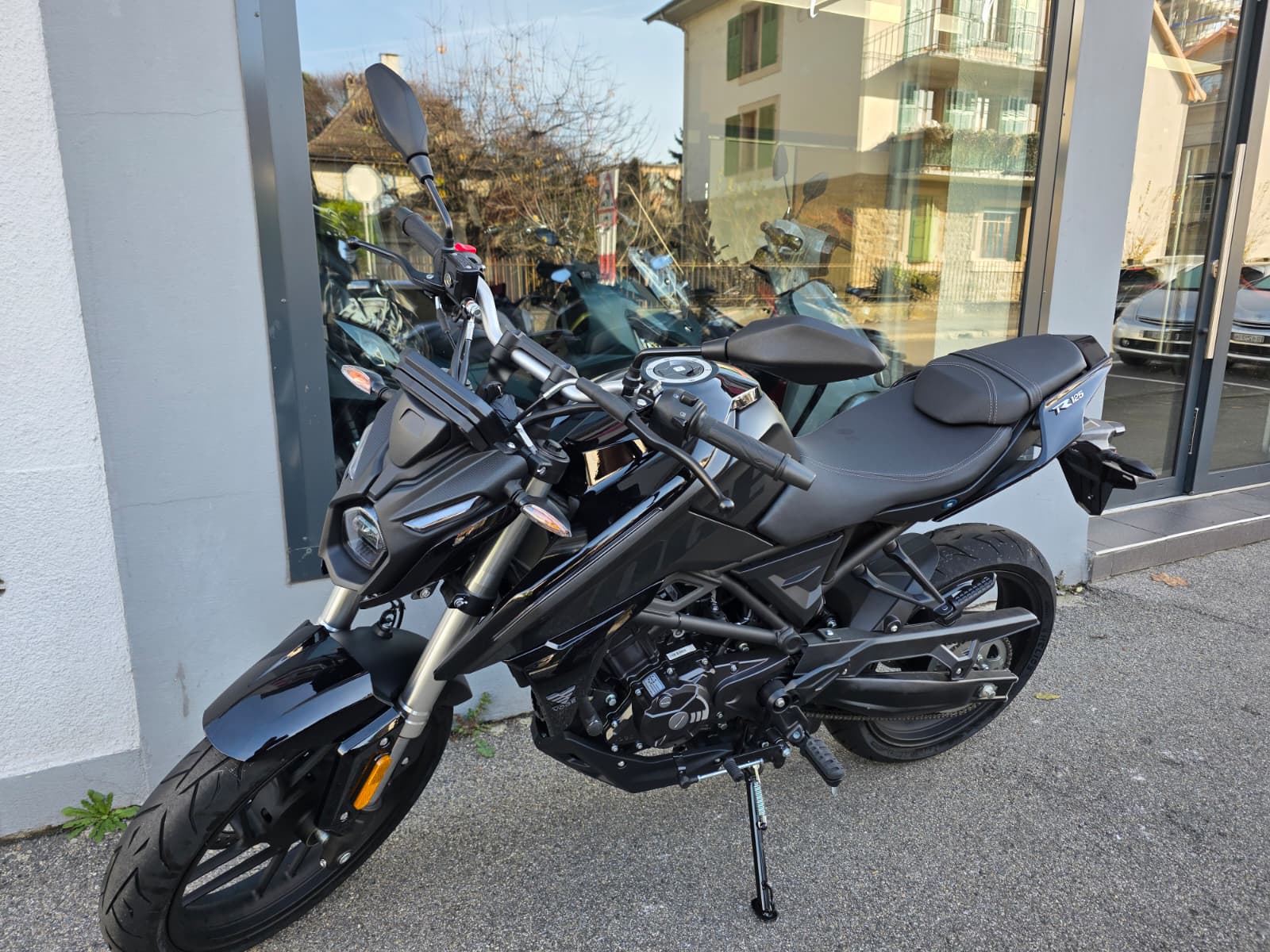 VOGE 125R Niked-image-6