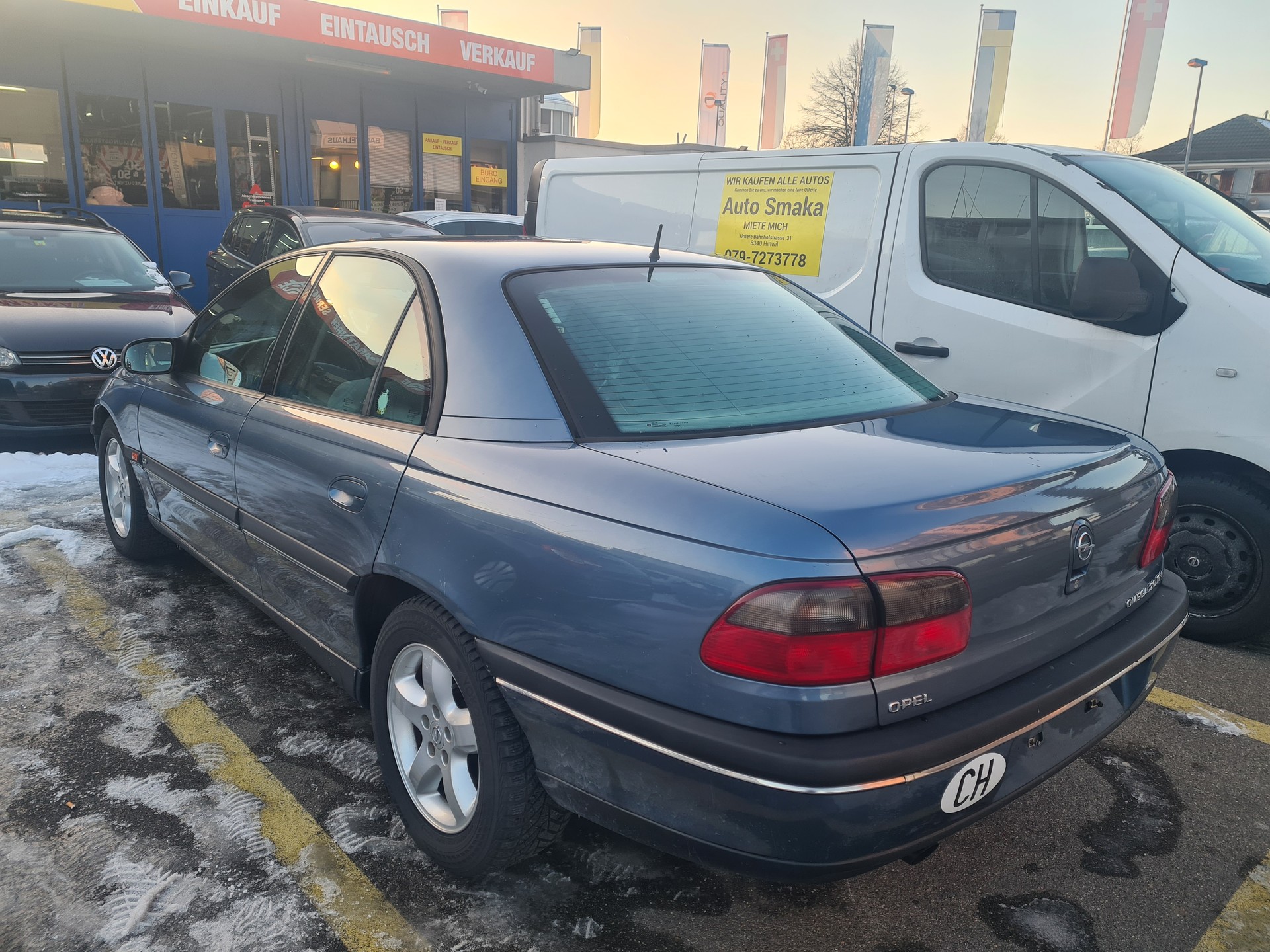 OPEL Omega 2.0i 16V CD-showroom-element-2
