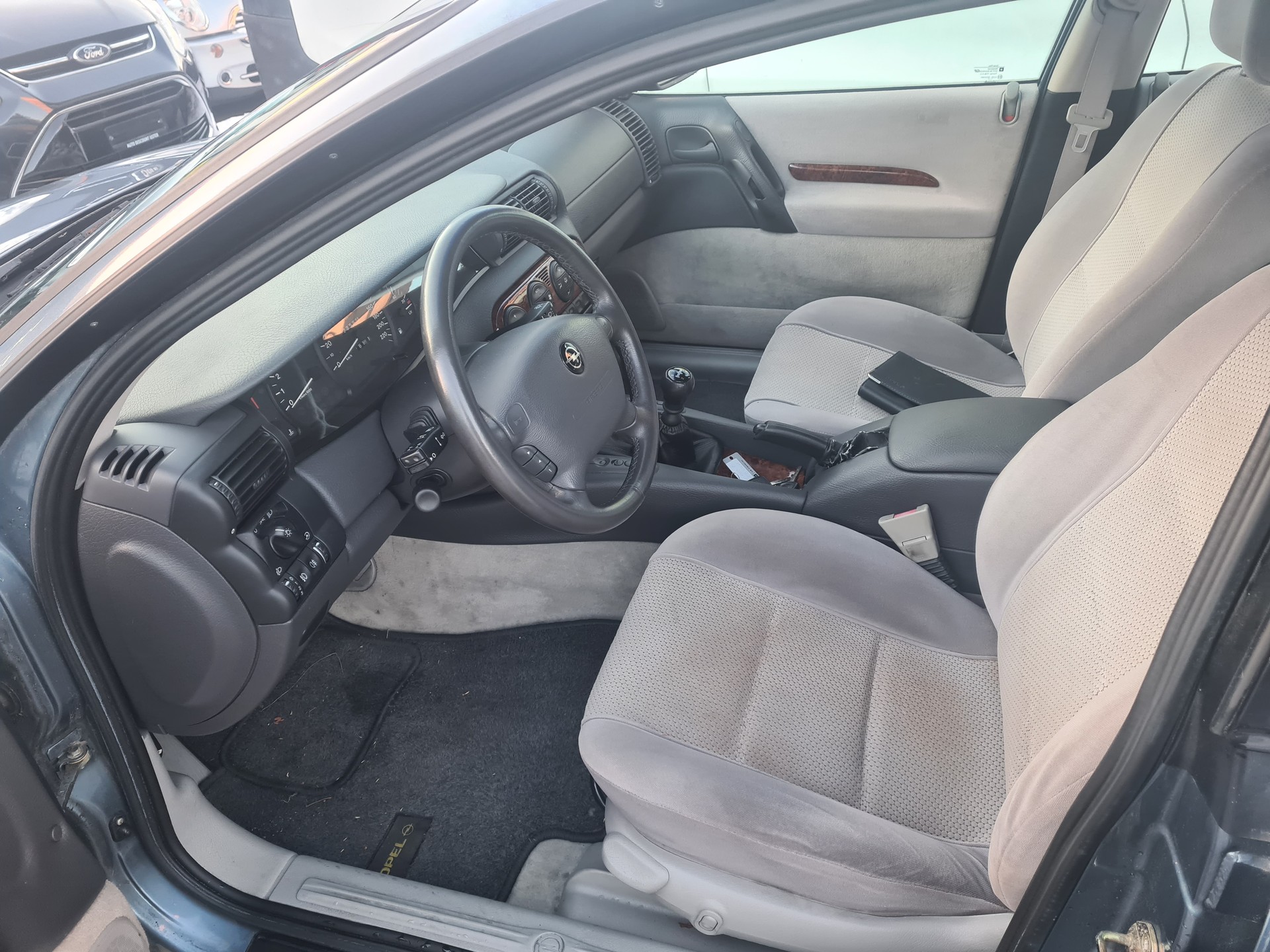 OPEL Omega 2.0i 16V CD-image-4