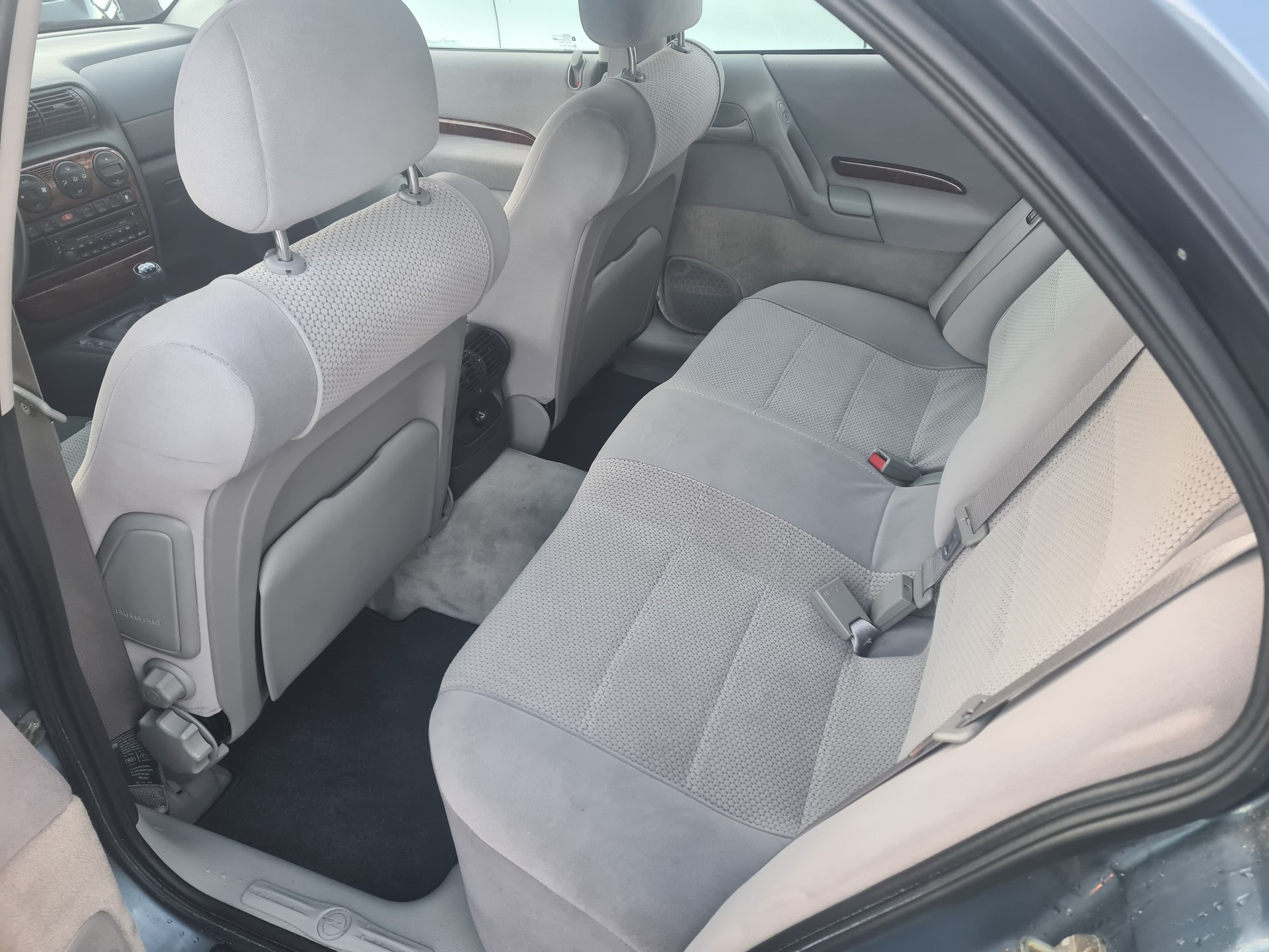 OPEL Omega 2.0i 16V CD-image-5