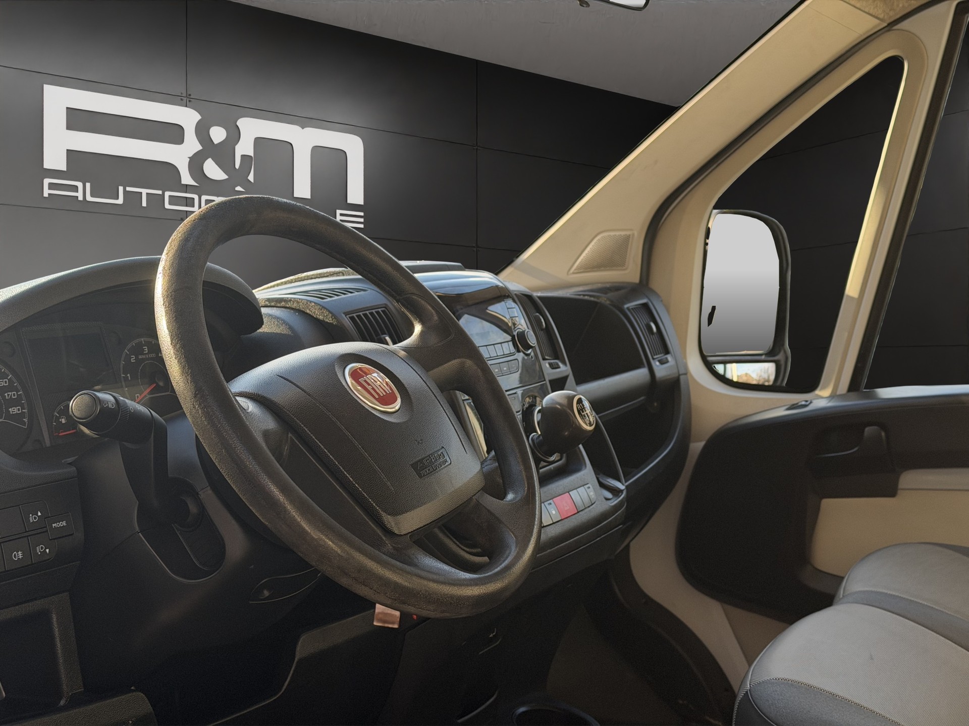 FIAT Ducato 33 2.3 MJ-image-12