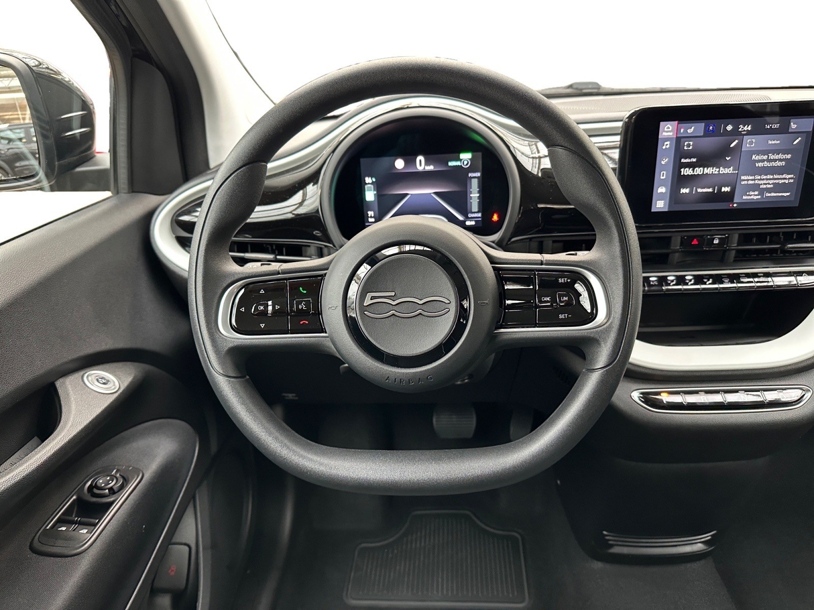 FIAT 500 electric 70 kW Cult-image-13