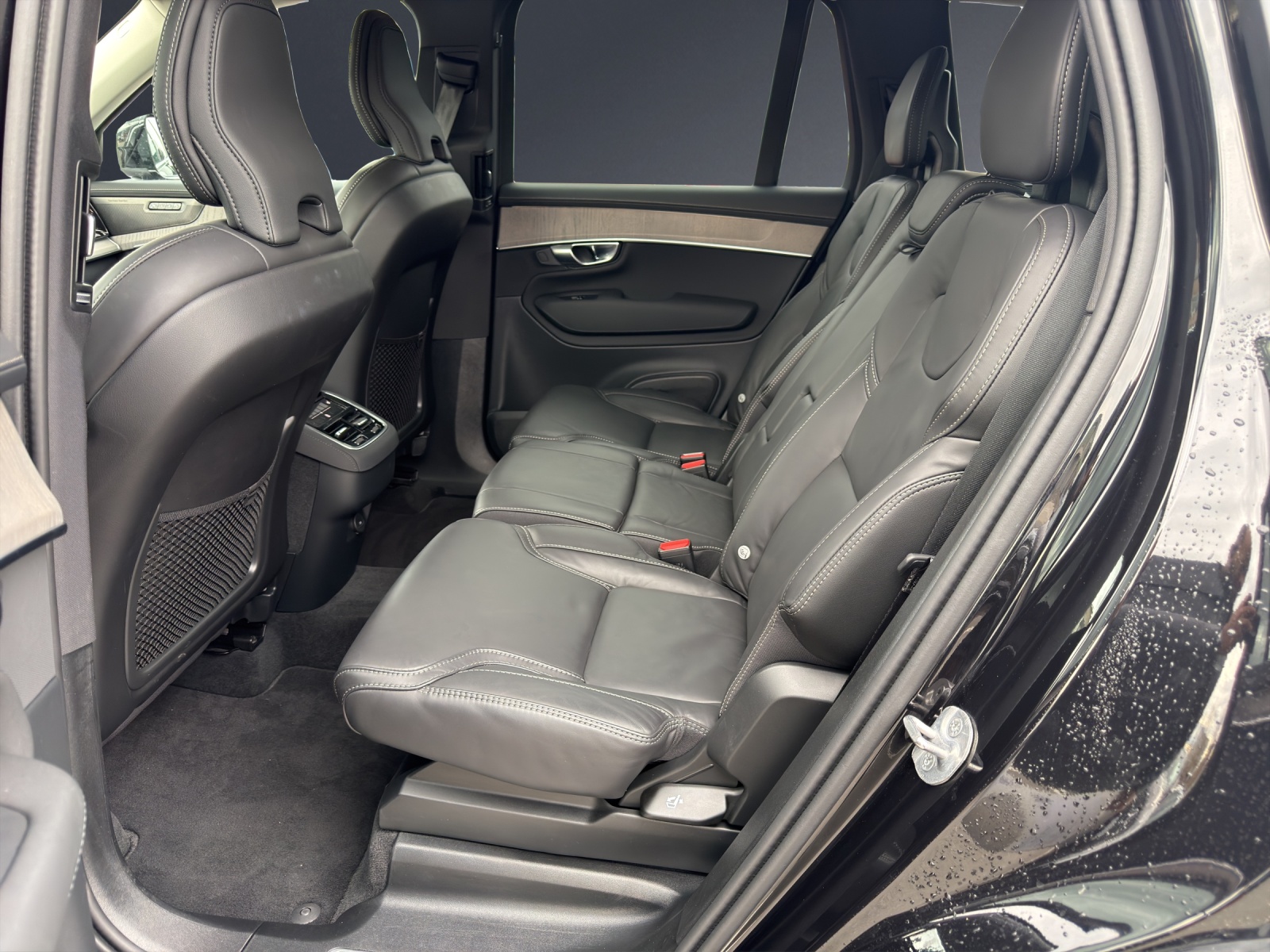 VOLVO XC90 B5 Benzin Mild Hybrid AWD Plus Bright Geartronic-image-10