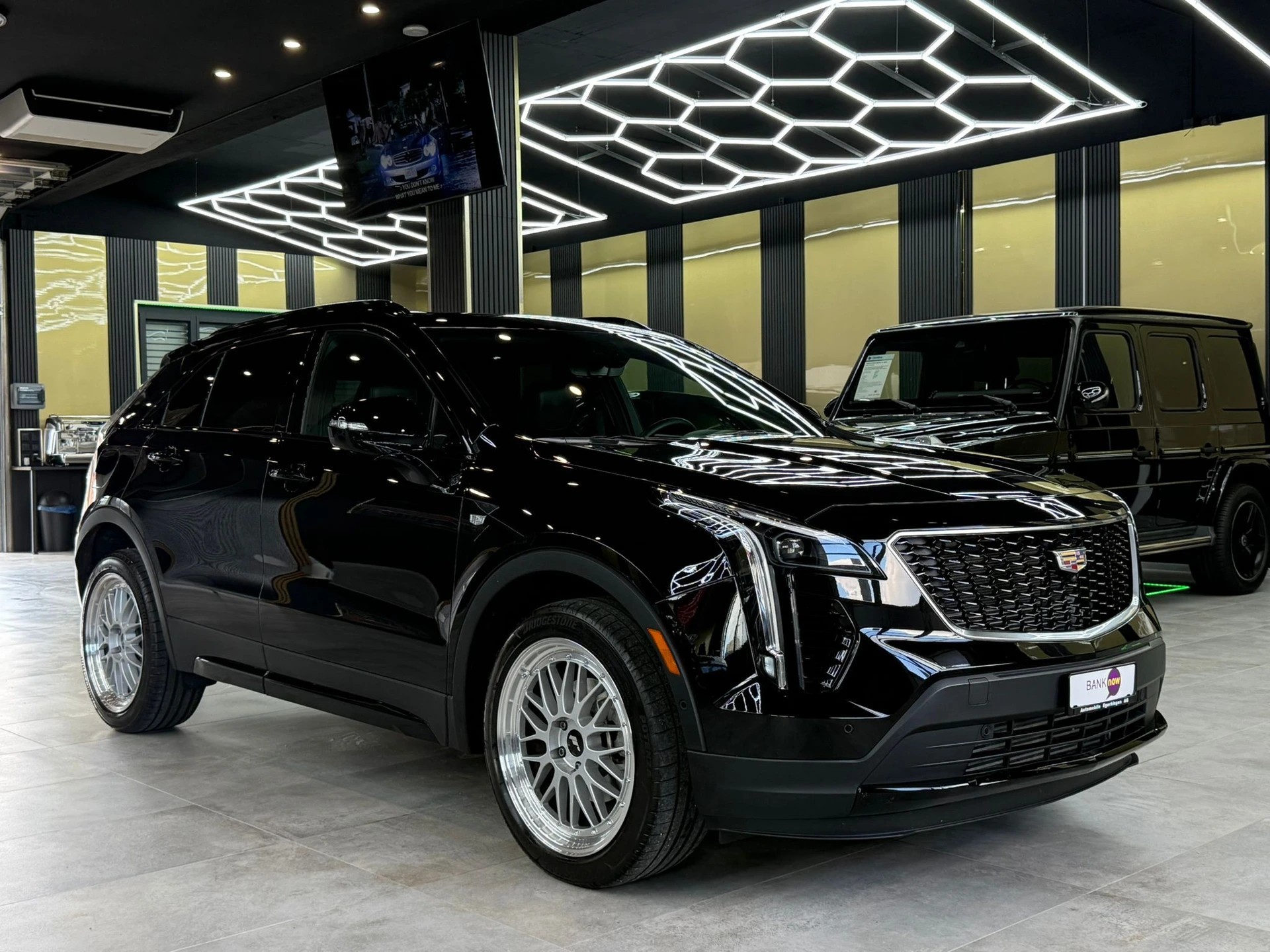 CADILLAC XT4 350T 2.0 Sport AWD Automat-showroom-element-2