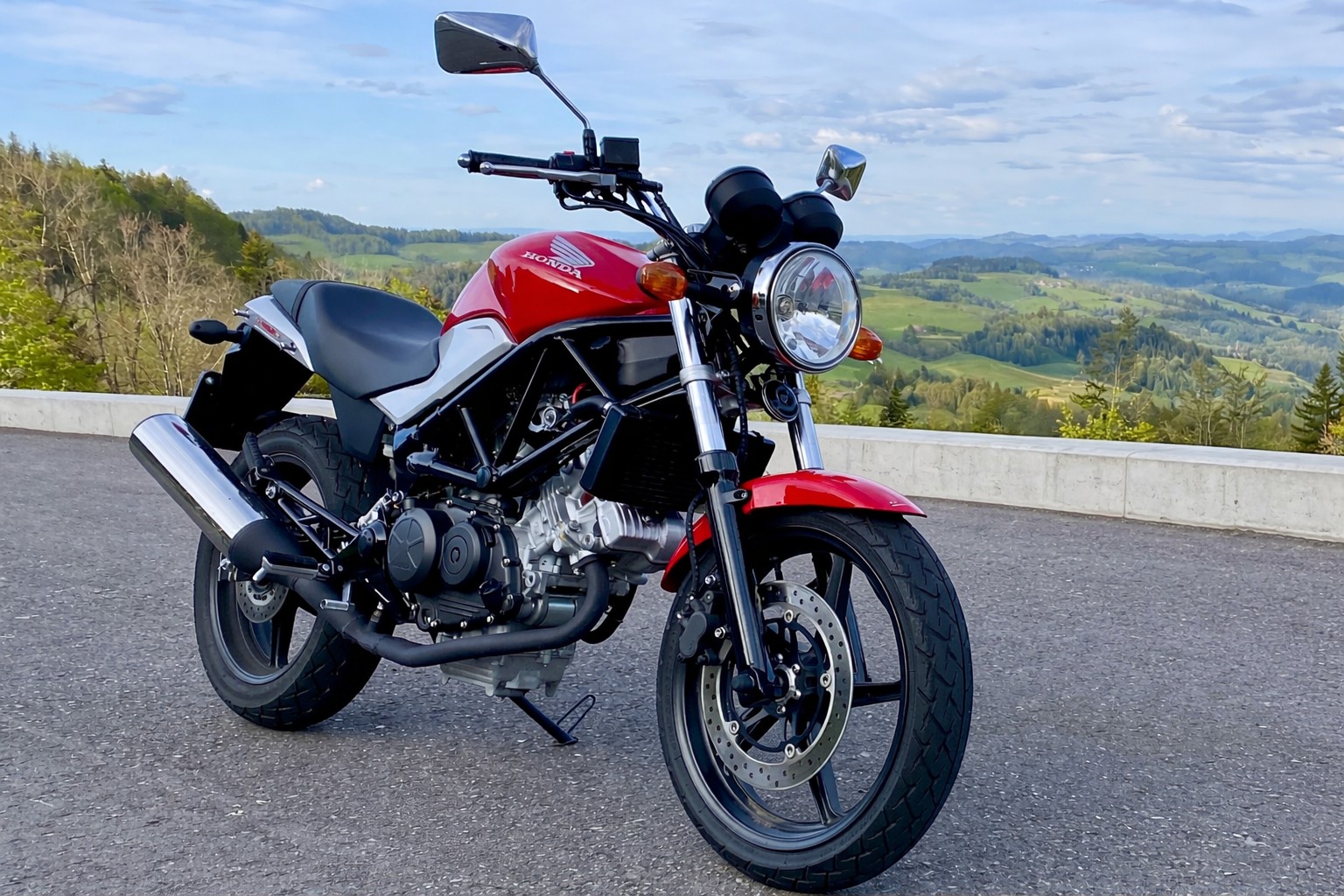 HONDA HONDA VTR 250