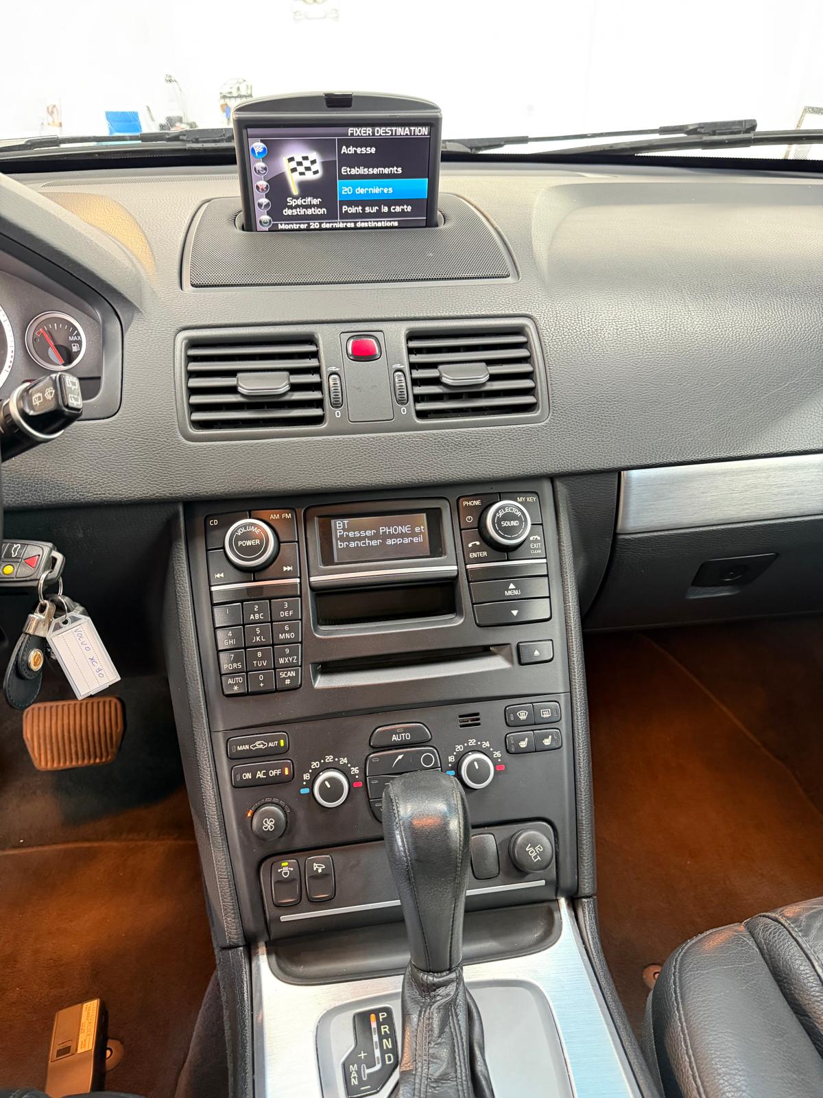 VOLVO XC90 D5 AWD Summum-image-22