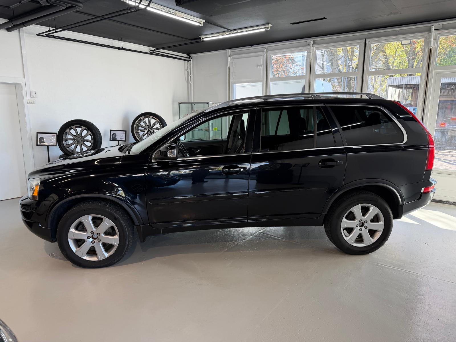 VOLVO XC90 D5 AWD Summum-image-8