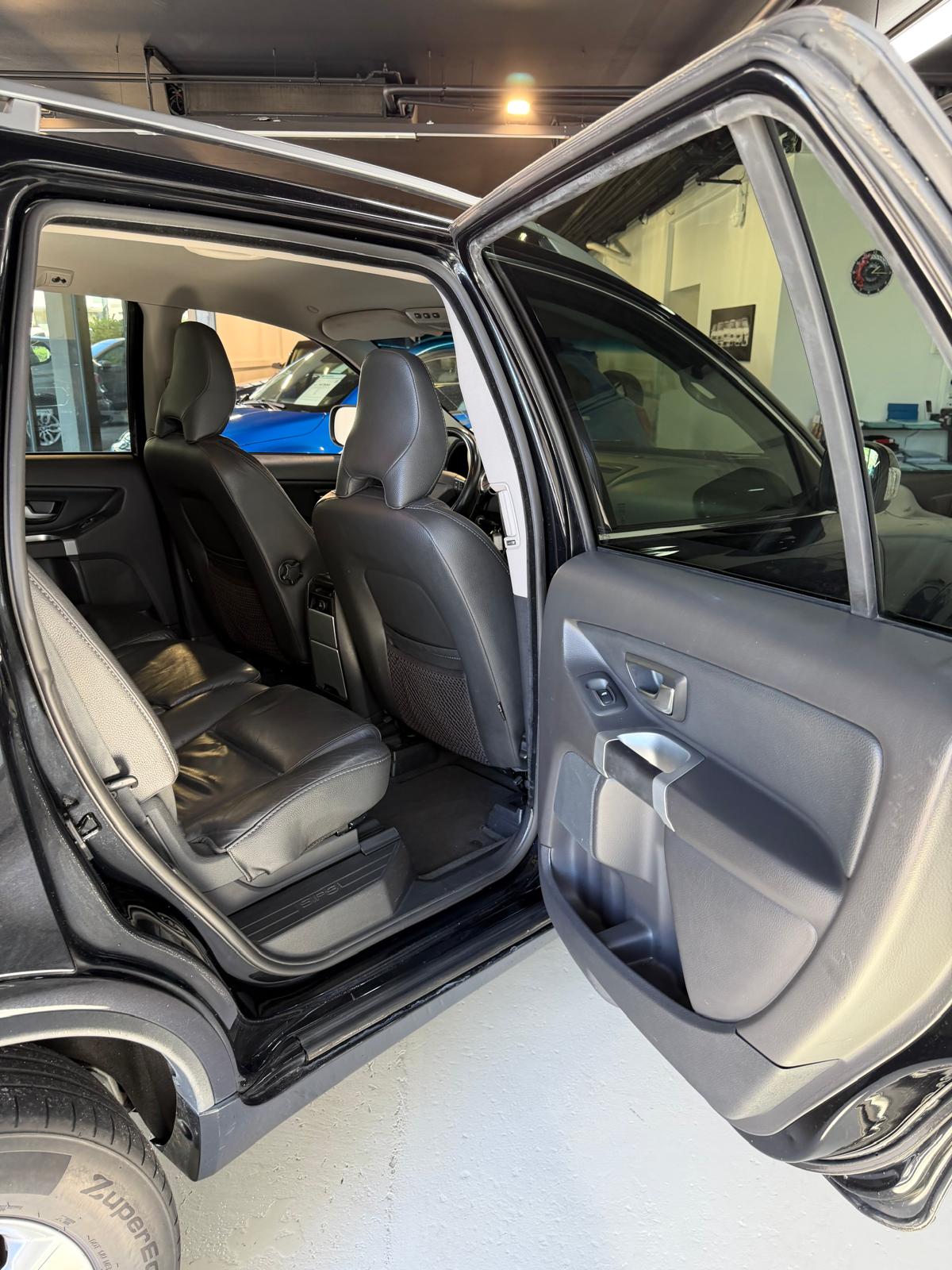 VOLVO XC90 D5 AWD Summum-image-29