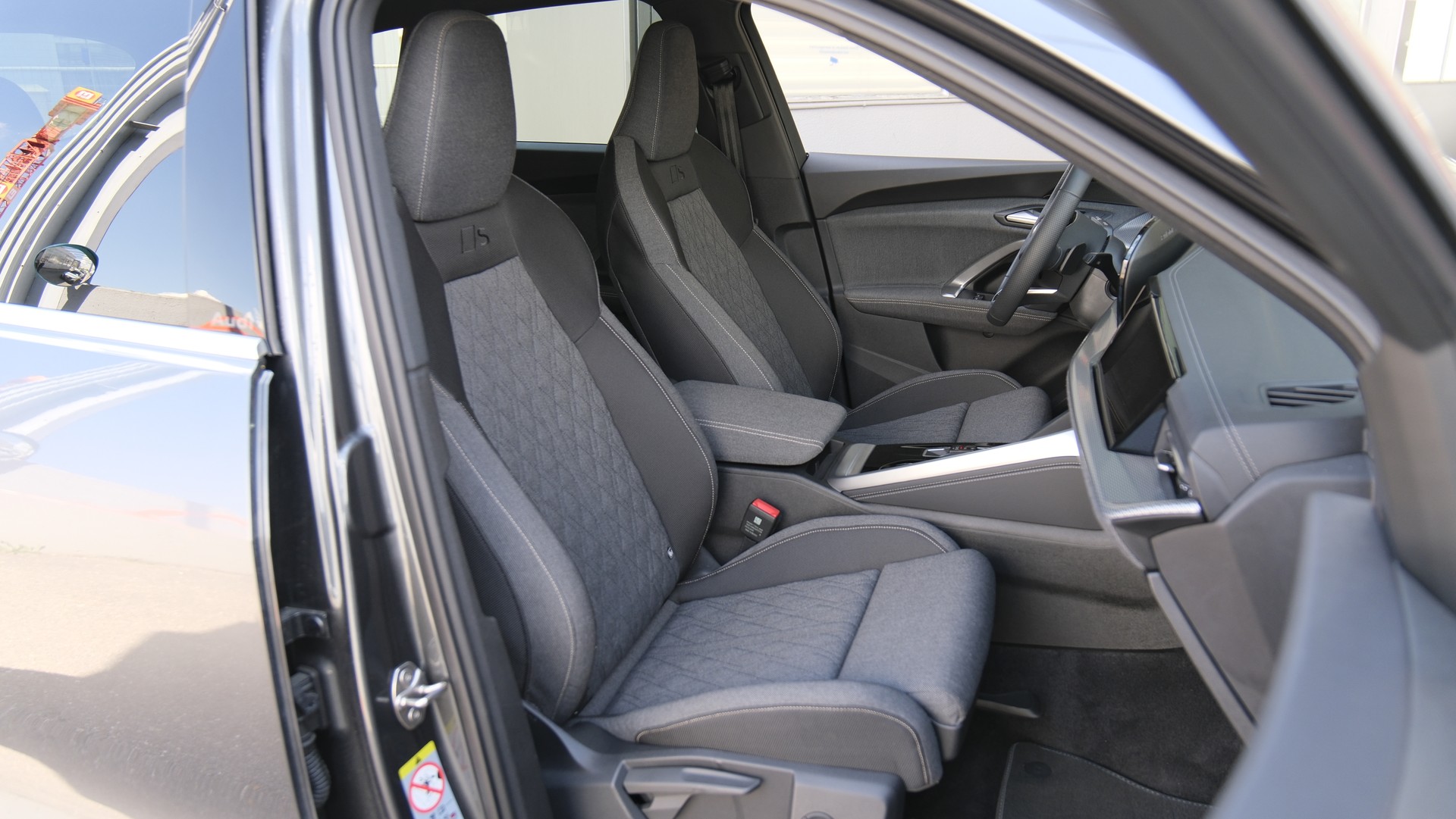 AUDI Q5 TDI quattro S line 150 kW S-tronic-image-17