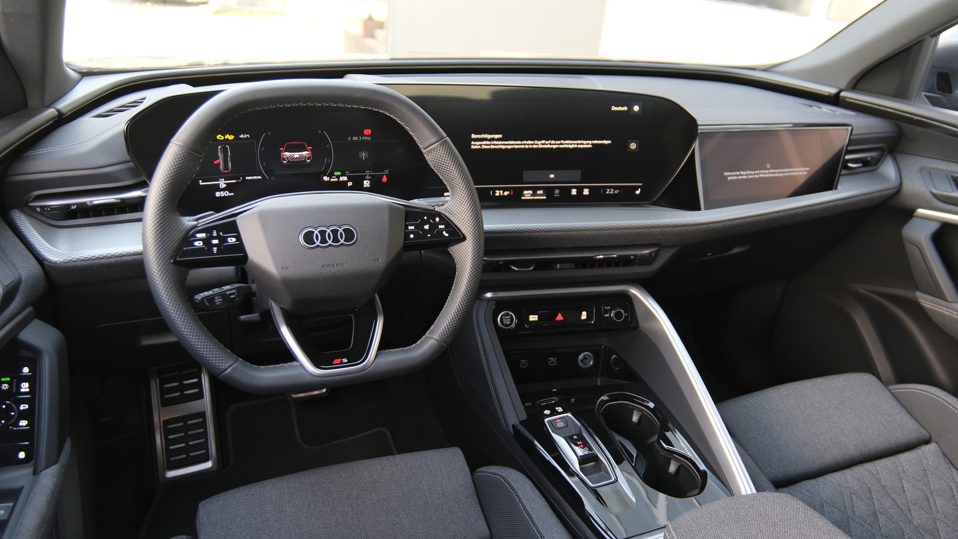 AUDI Q5 TDI quattro S line 150 kW S-tronic-image-22