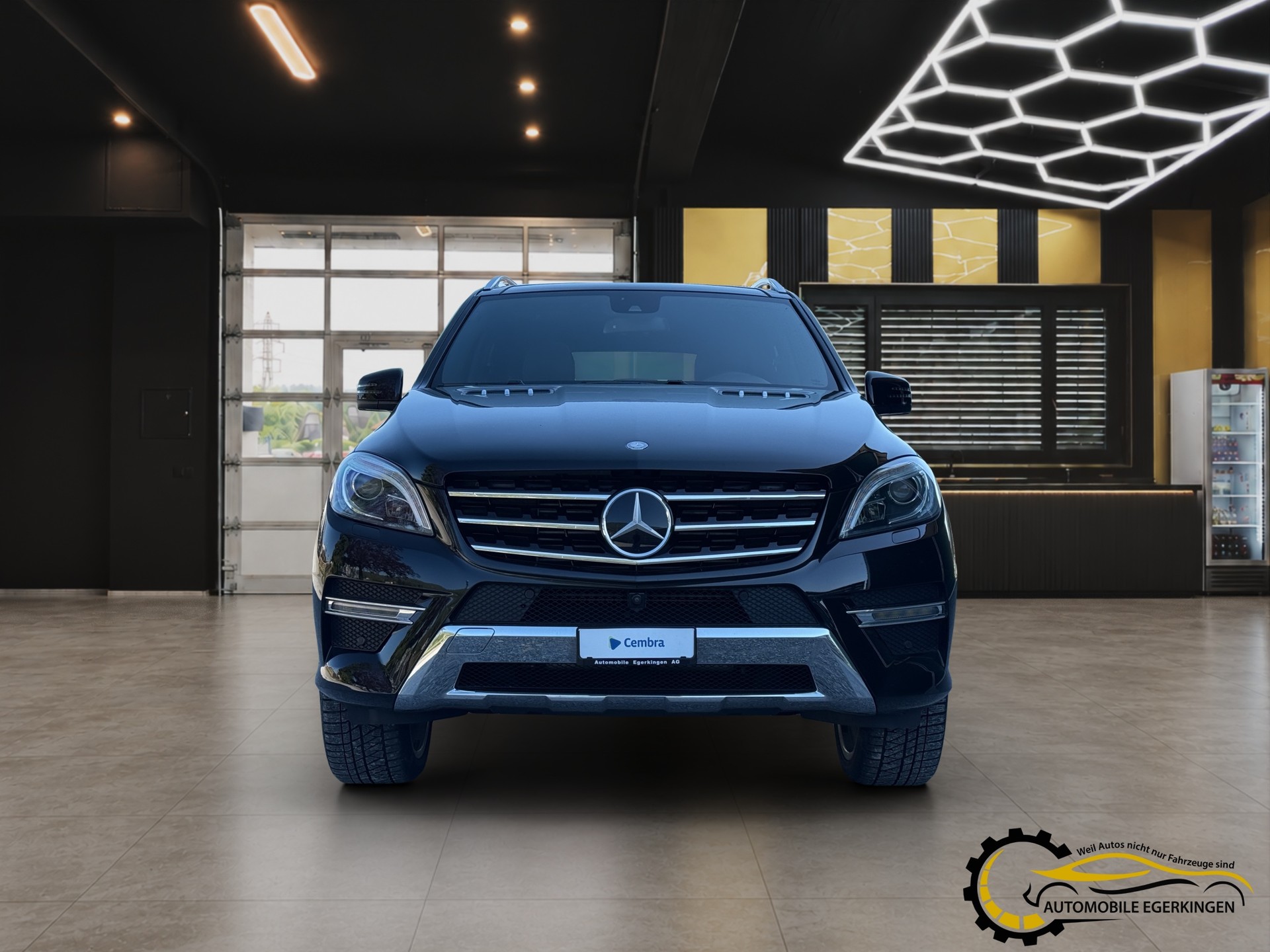 MERCEDES-BENZ ML 350 CDI BlueTec AMG Line-showroom-element-1