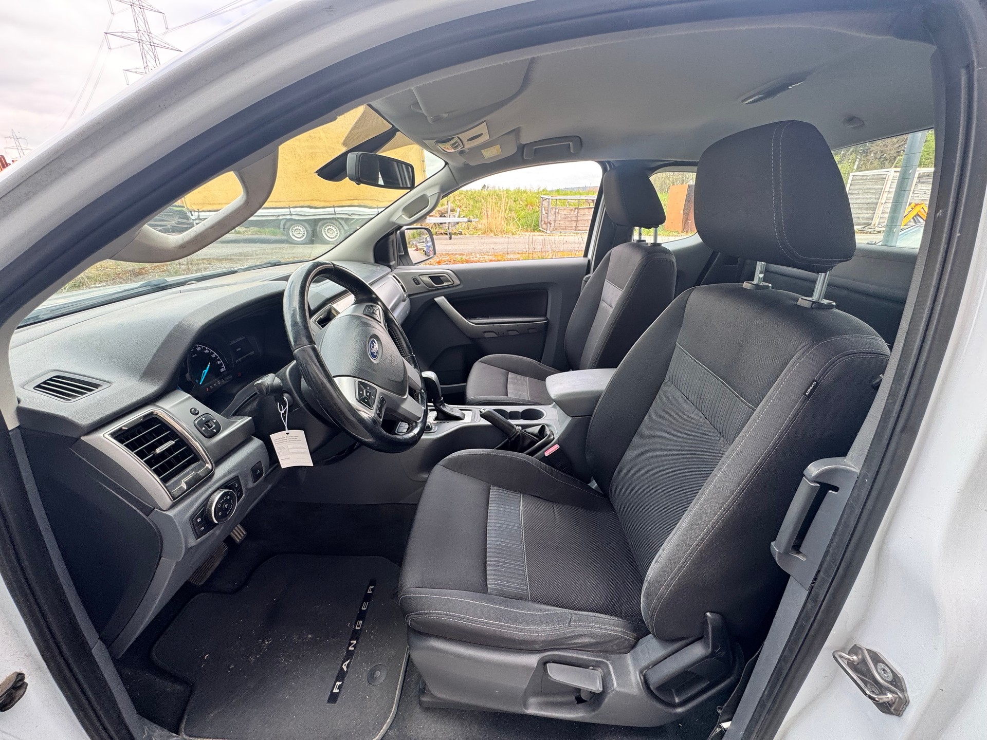 FORD Ranger XLT 2.2 TDCi 4x4 A-image-9