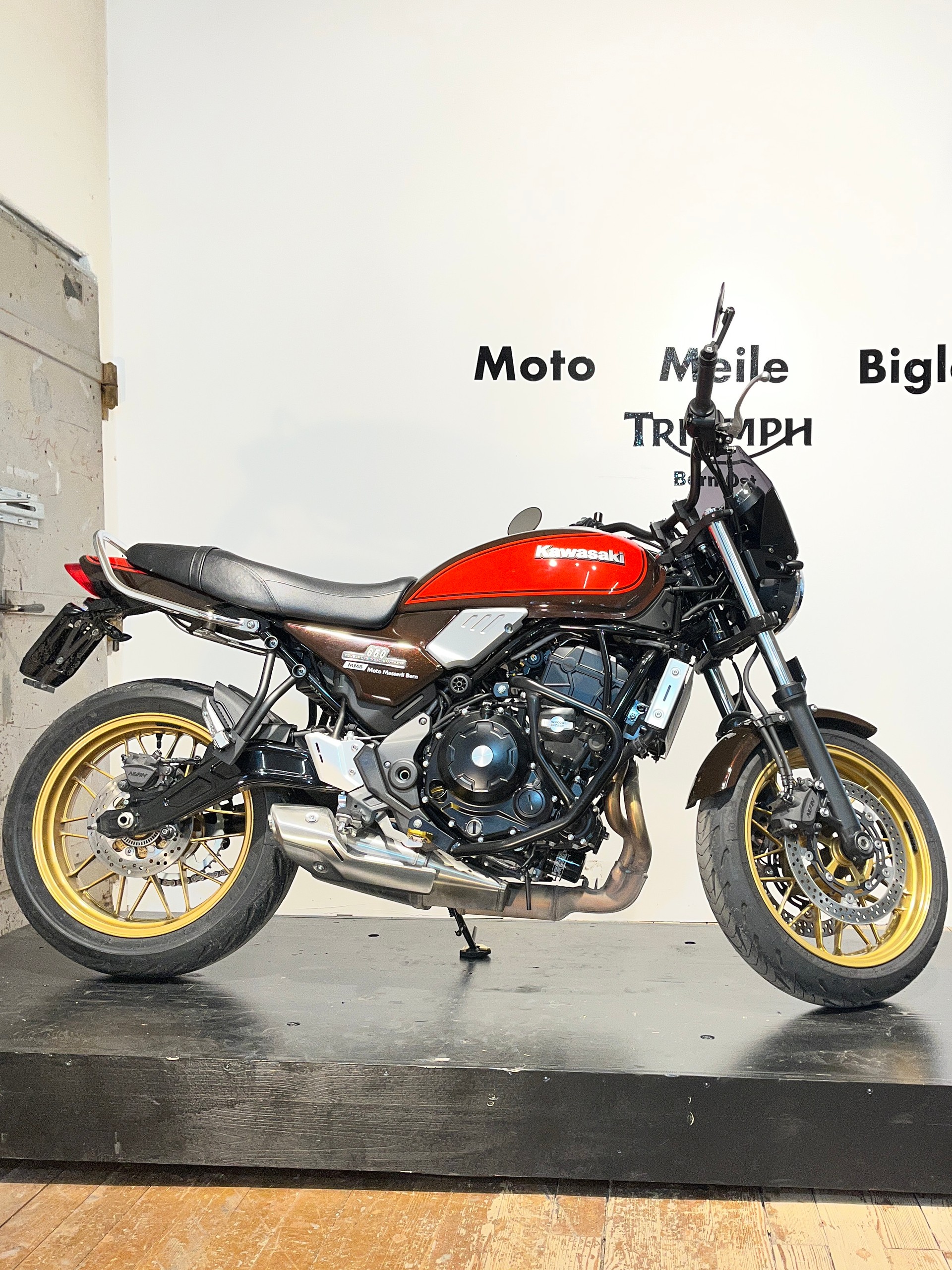 KAWASAKI Z 650 RS-image-2