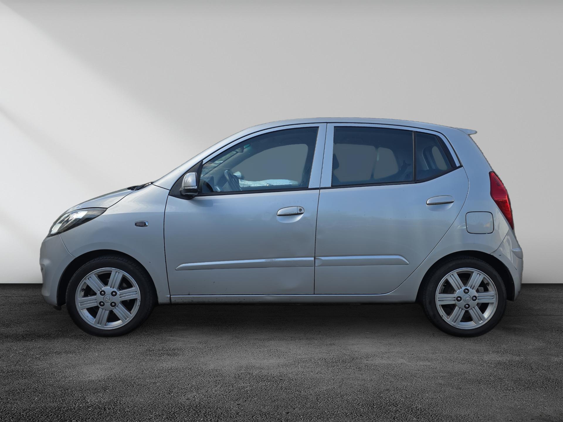 HYUNDAI i10 1.2 Style-image-4