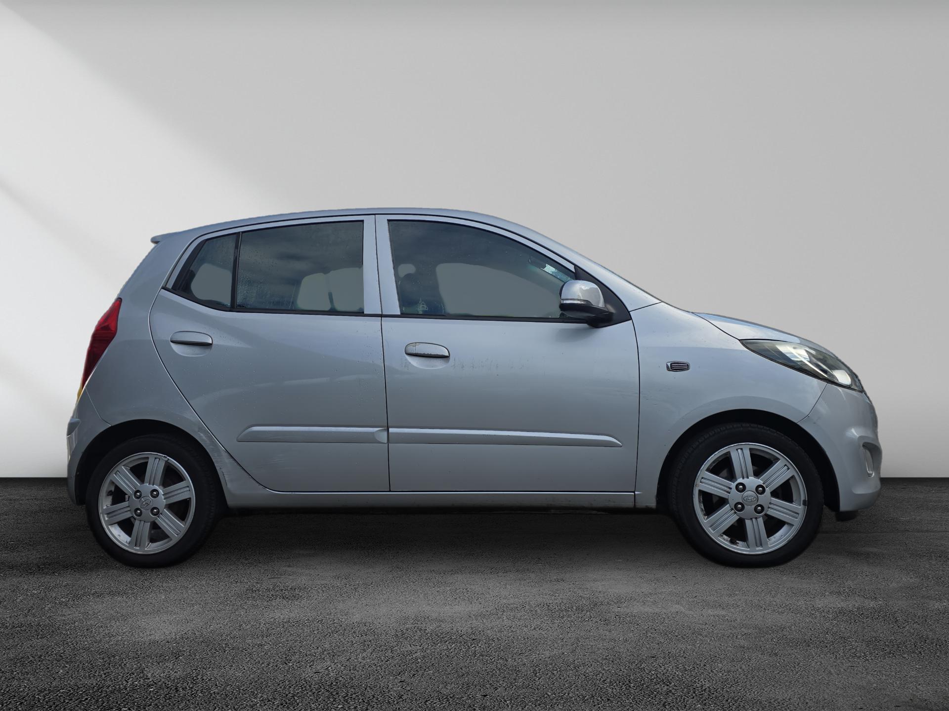 HYUNDAI i10 1.2 Style-image-5