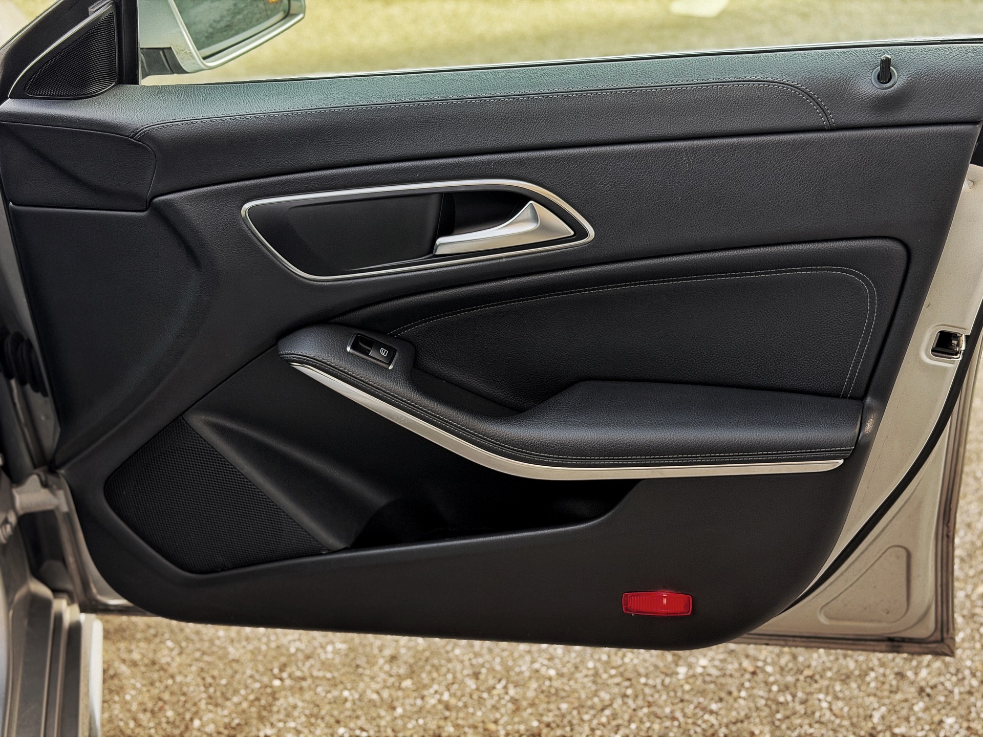MERCEDES-BENZ CLA Shooting Brake 250 AMG Line 7G-DCT 4Matic-image-26