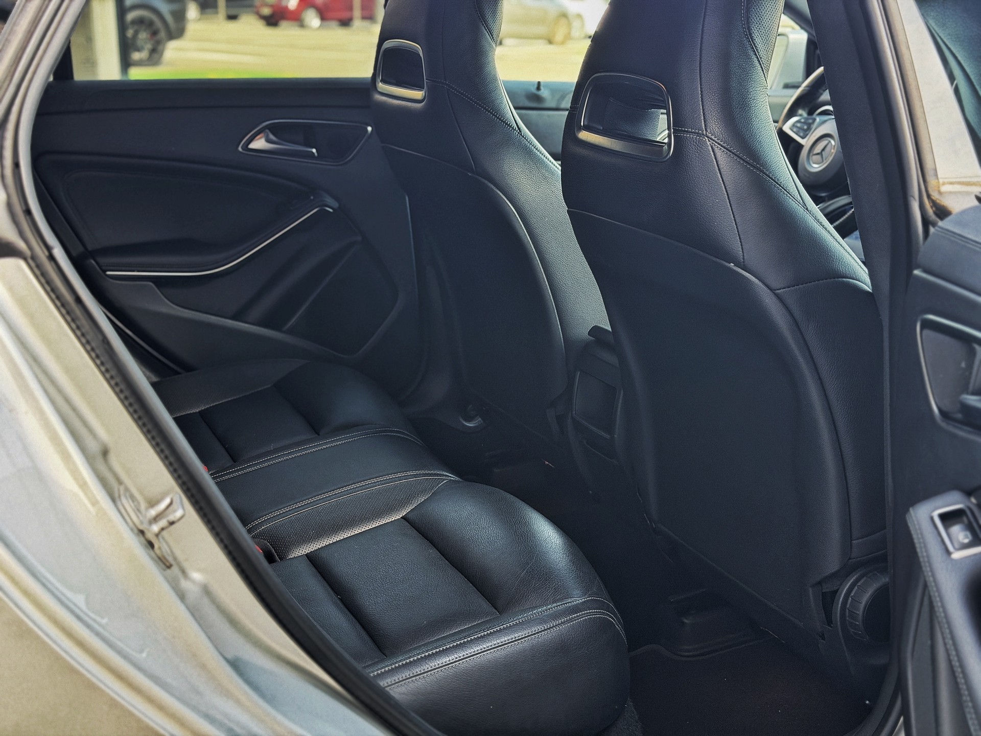MERCEDES-BENZ CLA Shooting Brake 250 AMG Line 7G-DCT 4Matic-image-20