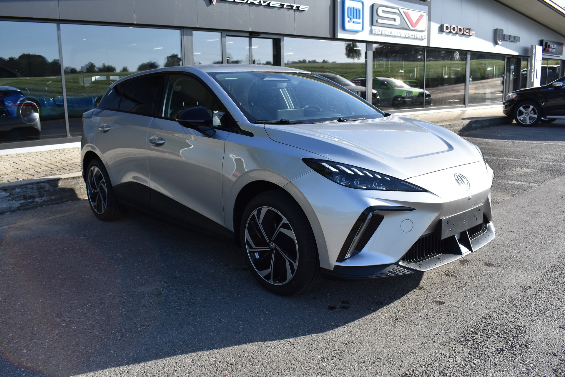 MG 4 EV 64kWh Premium-image-6