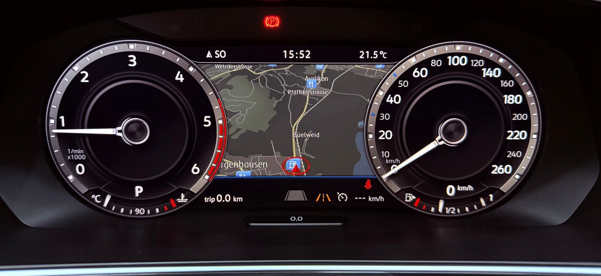 VW Tiguan 2.0 TDI SCR R-Line 4Motion DSG-image-20
