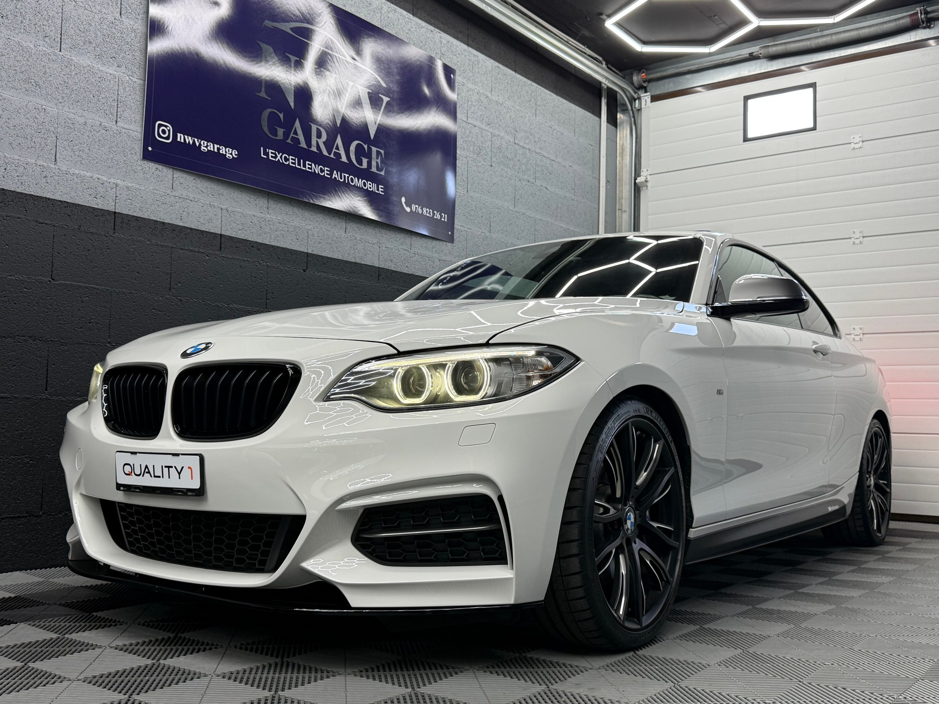 BMW M240i Steptronic-image-1