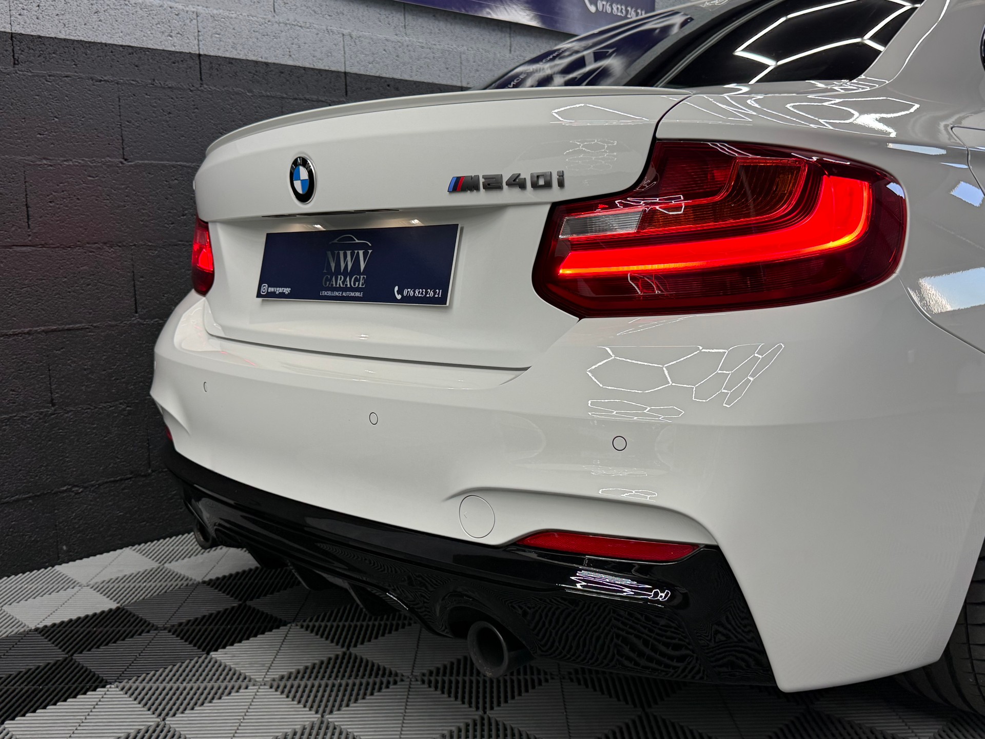BMW M240i Steptronic-image-6