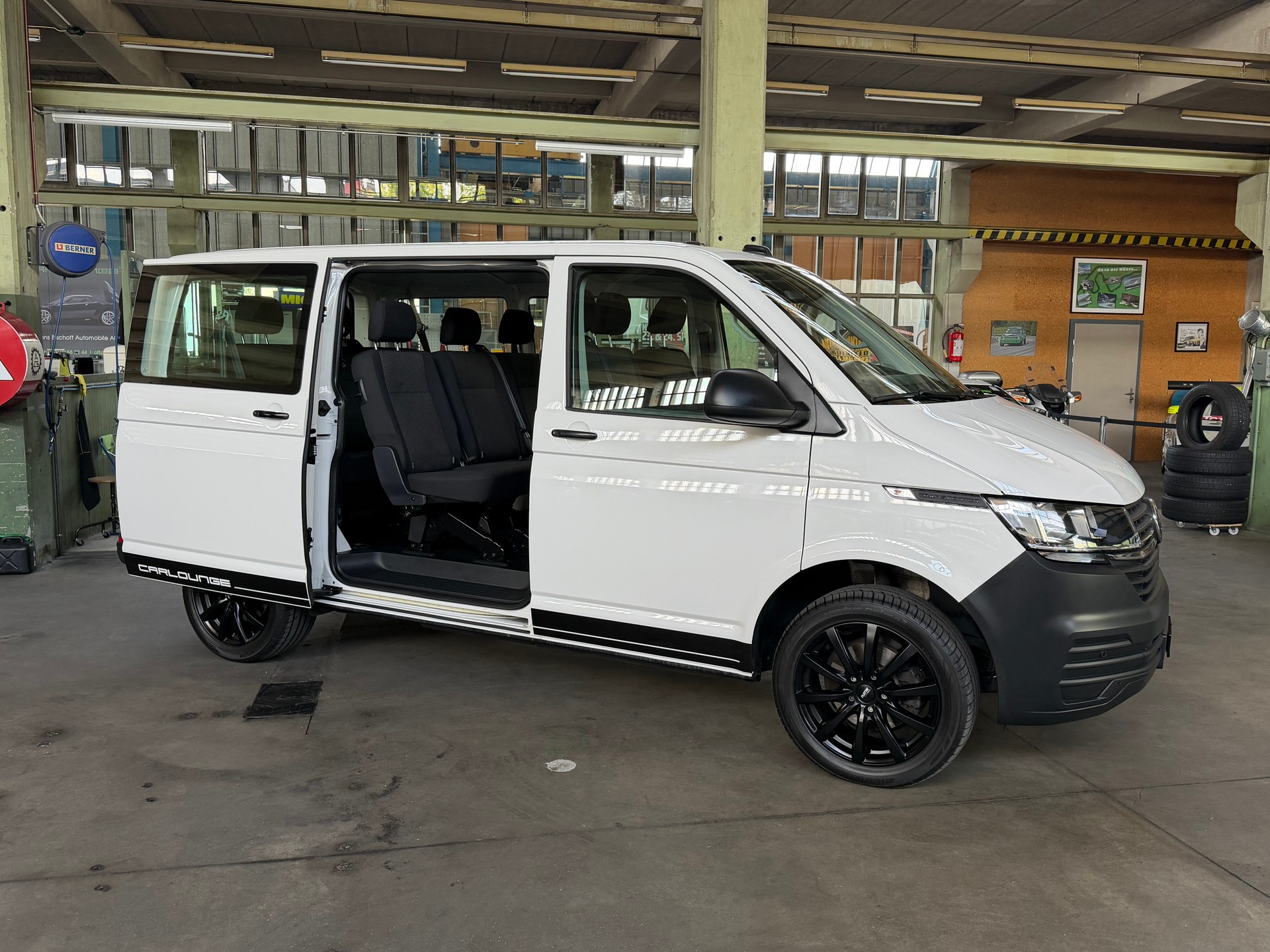 VW T6.1 2.0 TDI DSG Bus 9-Plätzer-image-6