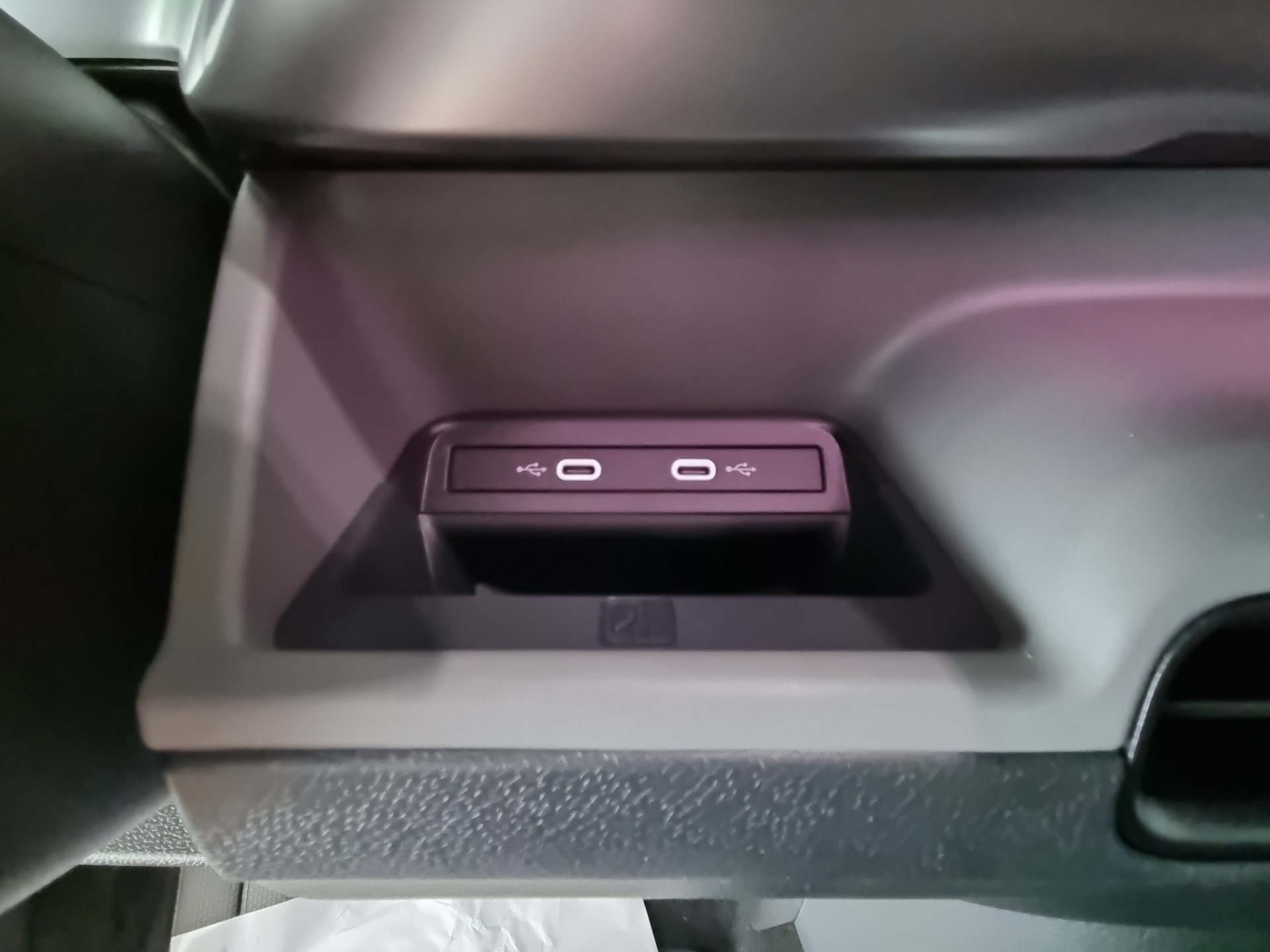 VW ID.Buzz LWB Pro (lang) 7-Sitzer-image-14