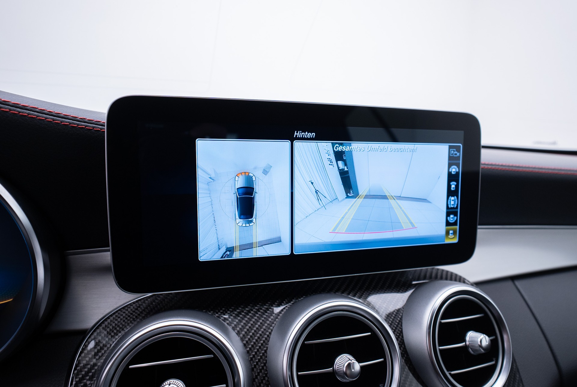 MERCEDES-BENZ C 43 Cabriolet AMG 4Matic 9G-Tronic-image-15