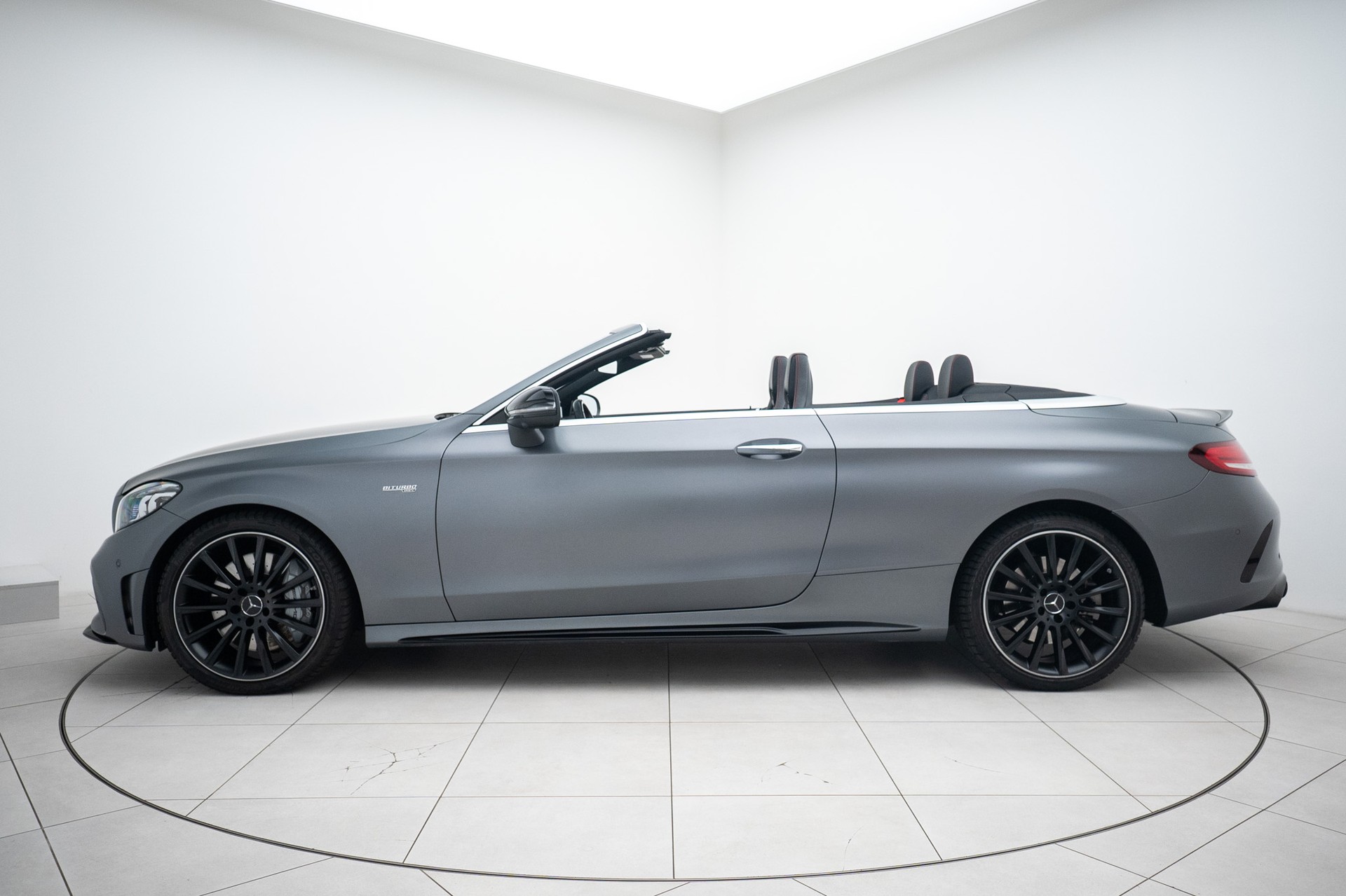 MERCEDES-BENZ C 43 Cabriolet AMG 4Matic 9G-Tronic-showroom-element-1