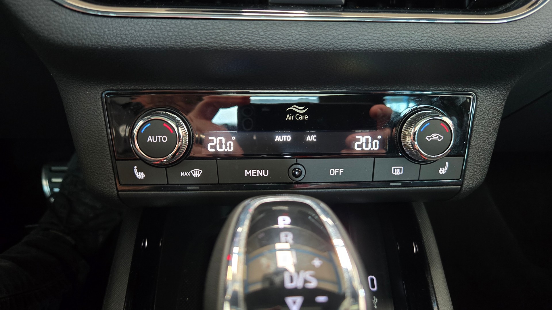 SKODA Kamiq 1.0 TSI Monte Carlo DSG-image-10