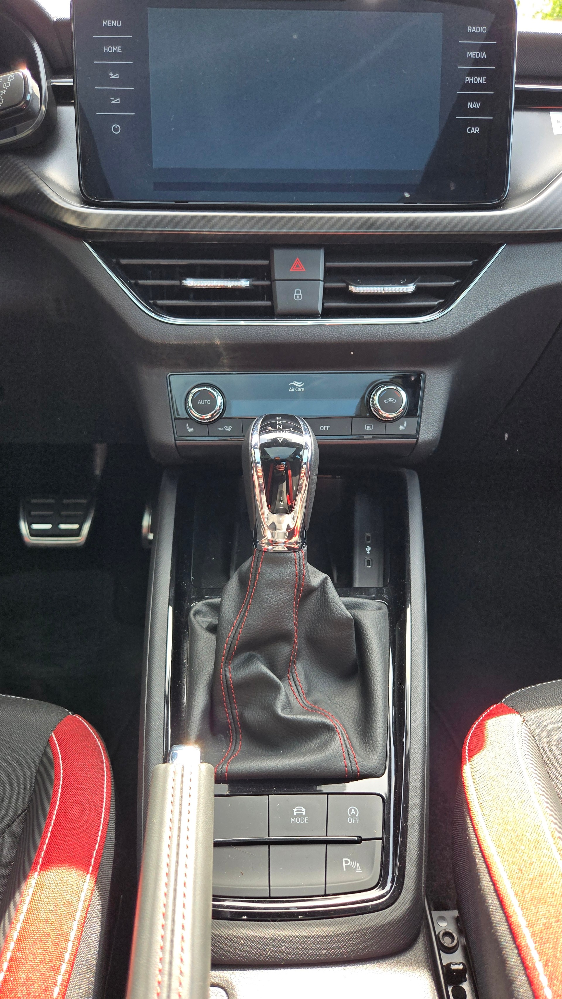 SKODA Kamiq 1.0 TSI Monte Carlo DSG-image-9