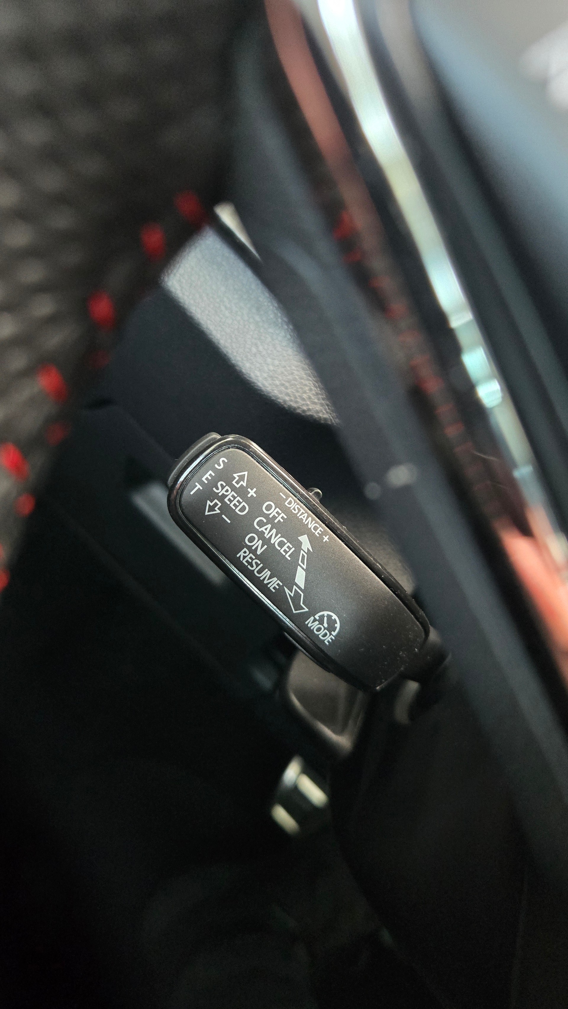 SKODA Kamiq 1.0 TSI Monte Carlo DSG-image-17